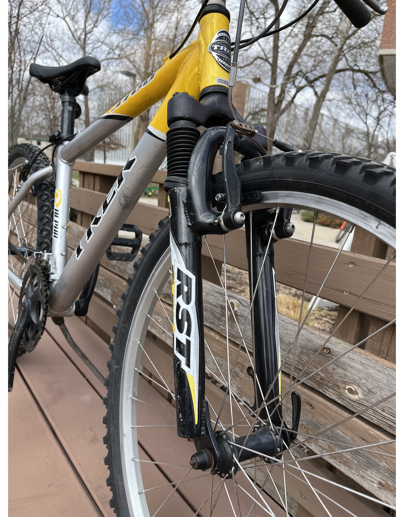 Trek 3700, Silver/Yellow, 16in/M