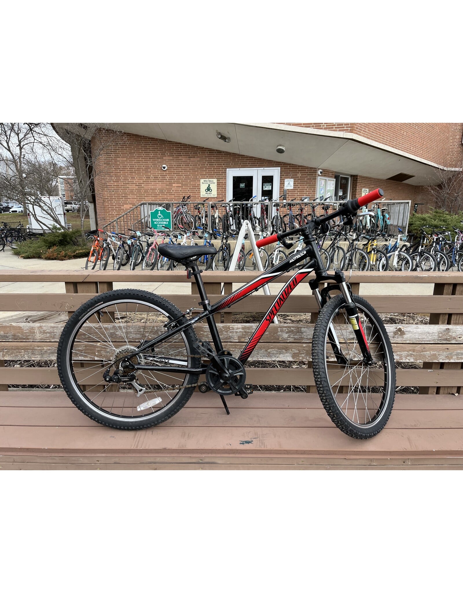 Specialized Hotrock, Blk/Red, 13in, 24 in wheels