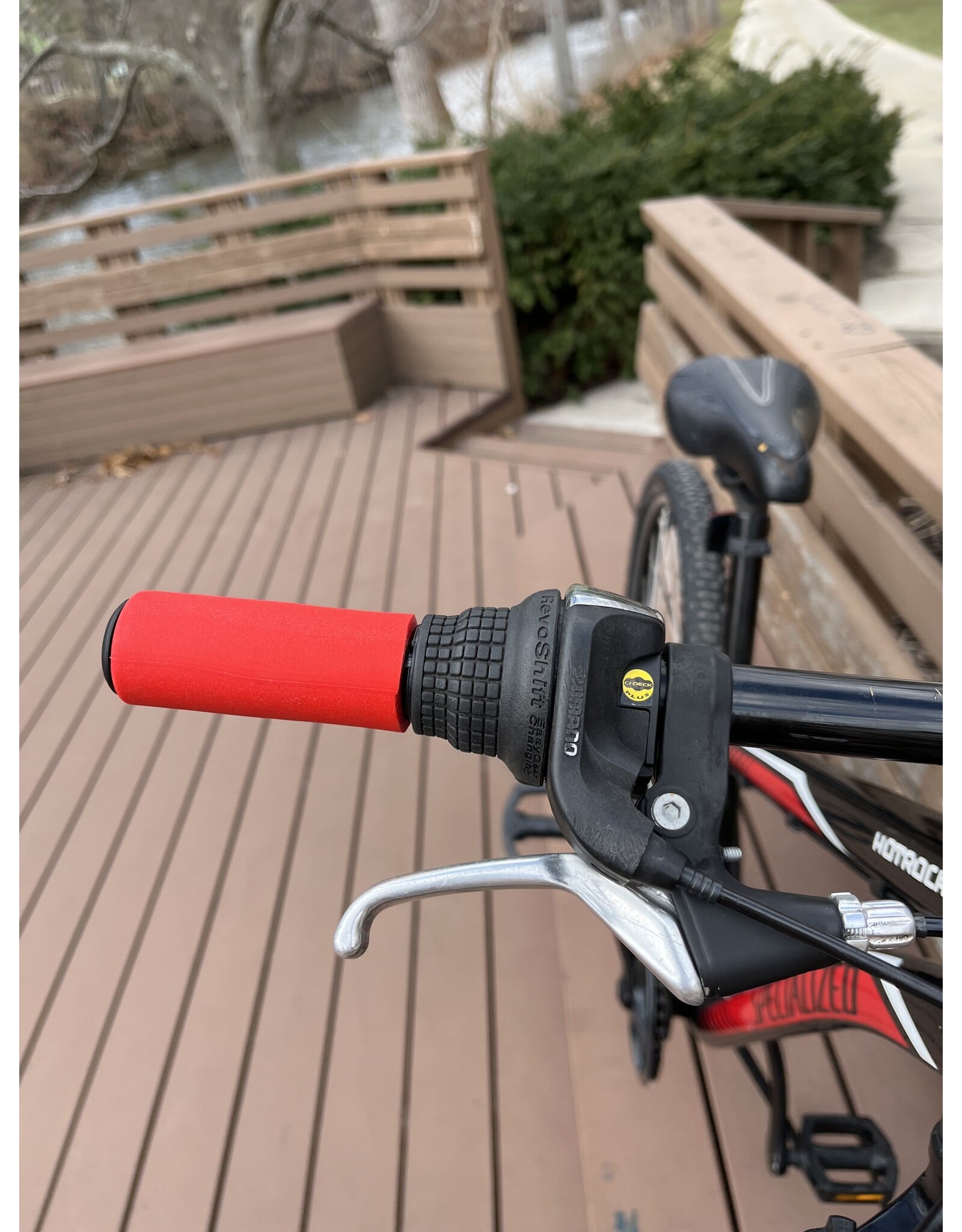 Specialized Hotrock, Blk/Red, 13in, 24 in wheels