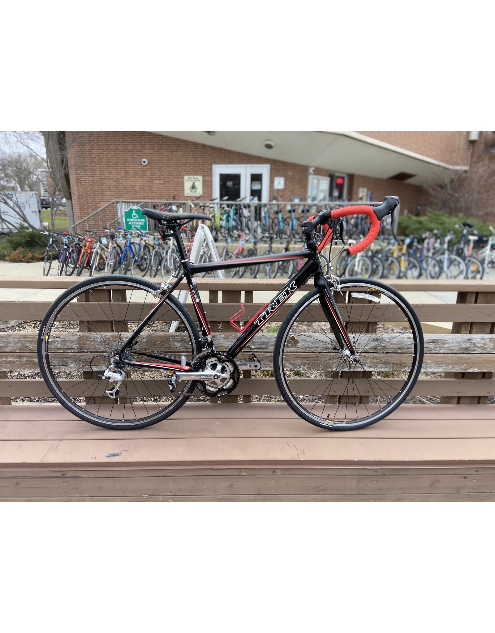 Trek 1.2 Alpha, Black/Red, 19in/L