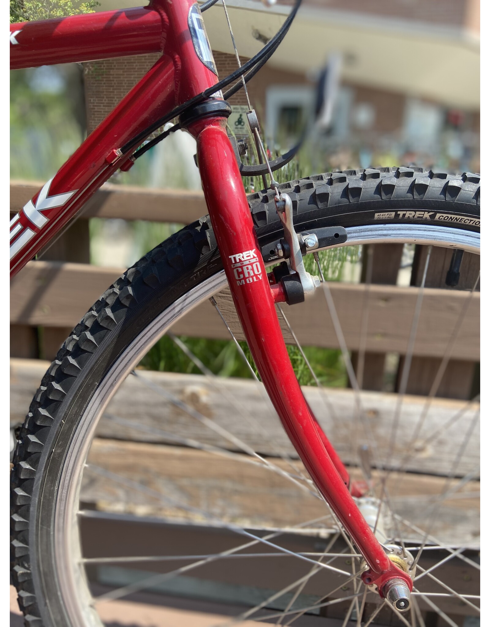 Trek, Mt Track 830, 18 in/L, Red