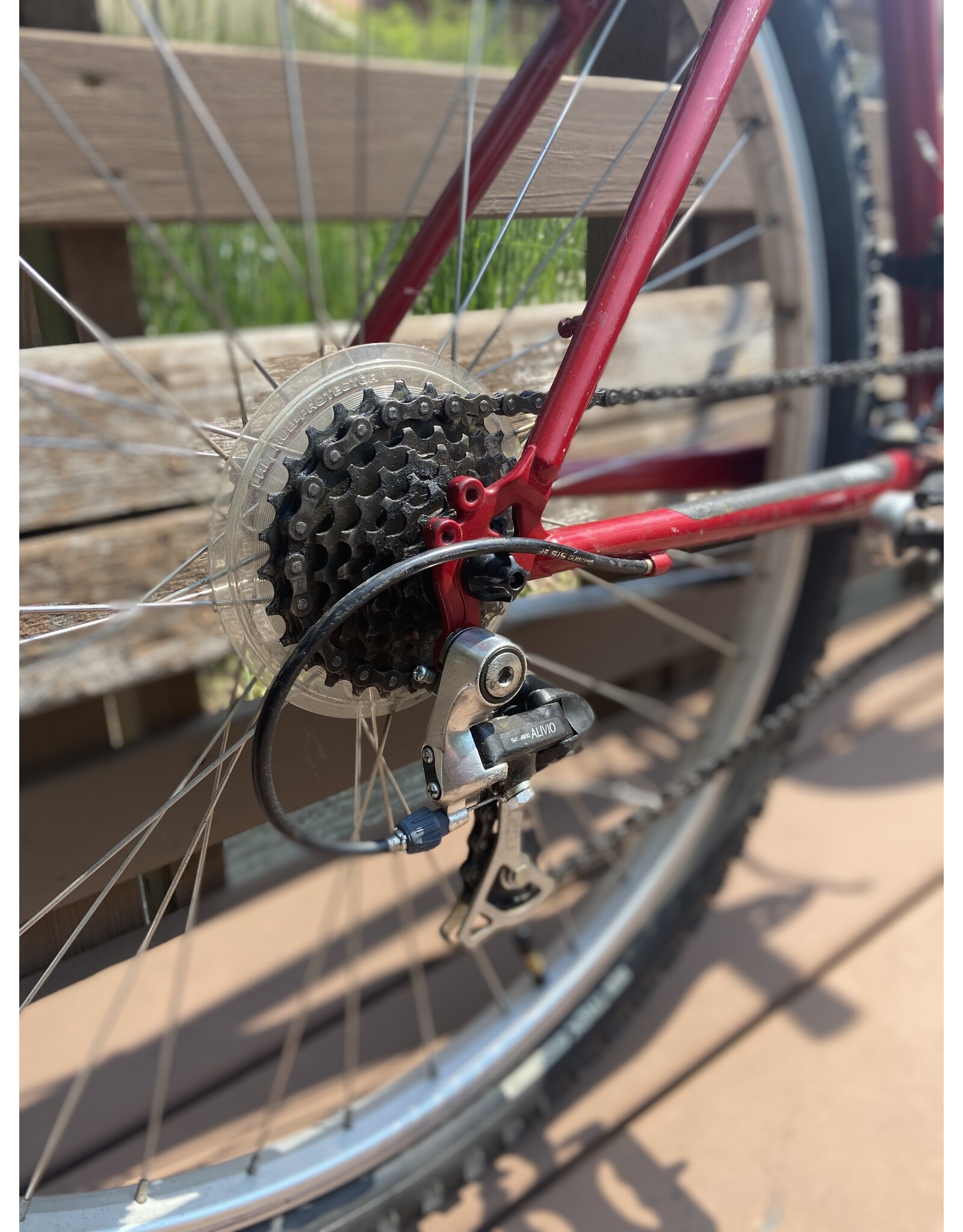 Trek, Mt Track 830, 18 in/L, Red