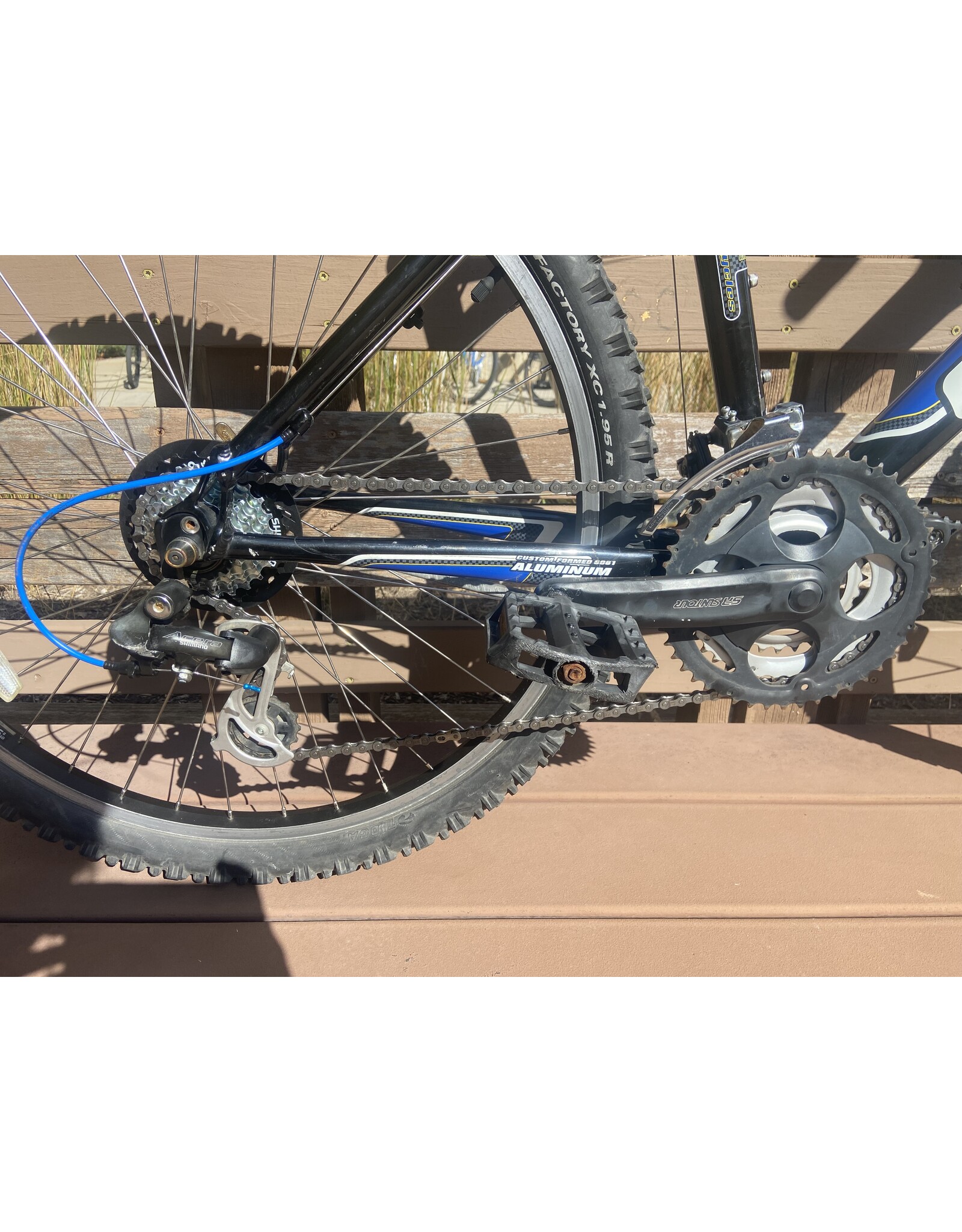 GT, Avalanche 3.0, 20in/L, Blk/Blu