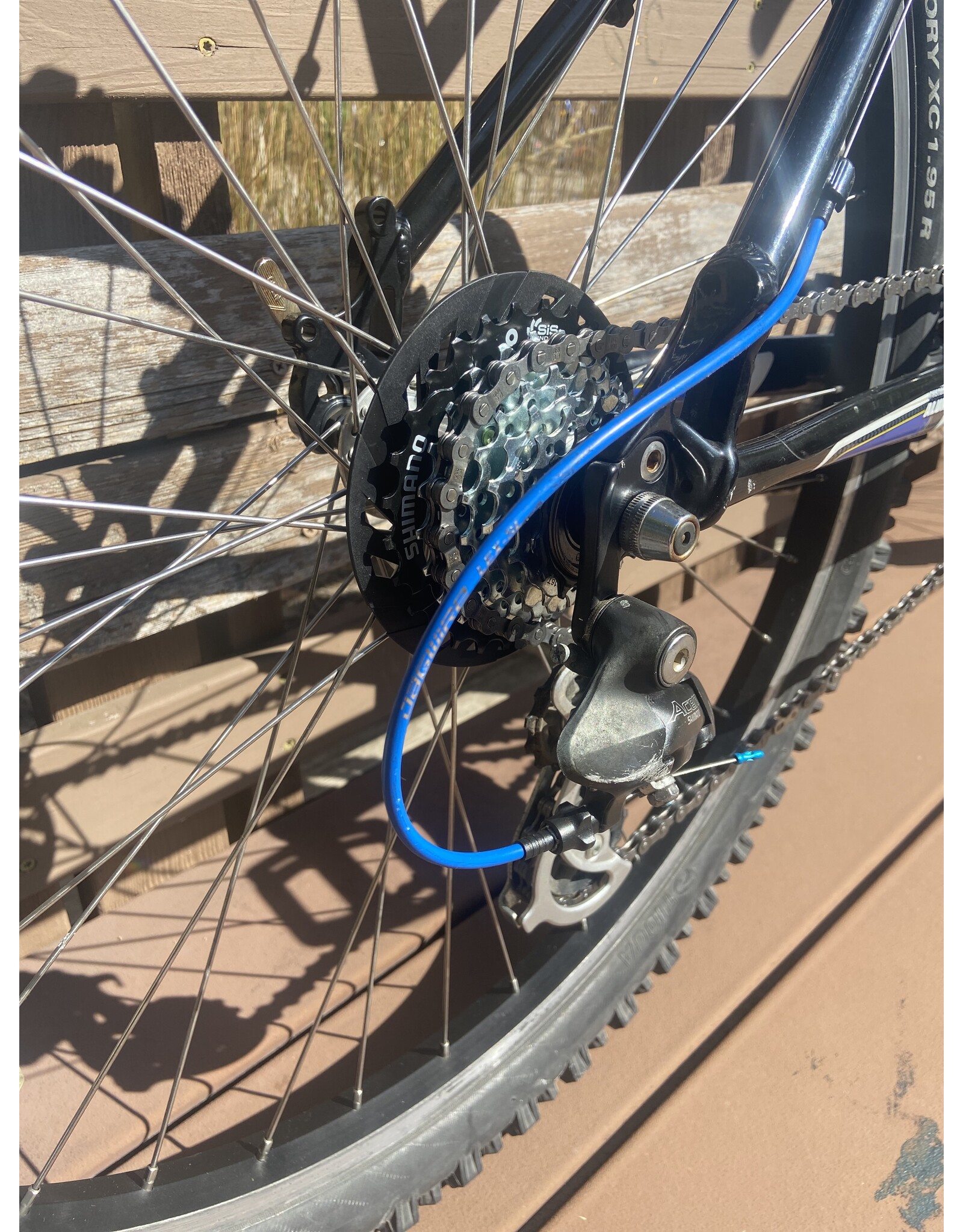 GT, Avalanche 3.0, 20in/L, Blk/Blu
