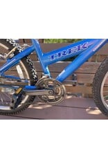 Trek 220, 24 in wheels, blue, Sm