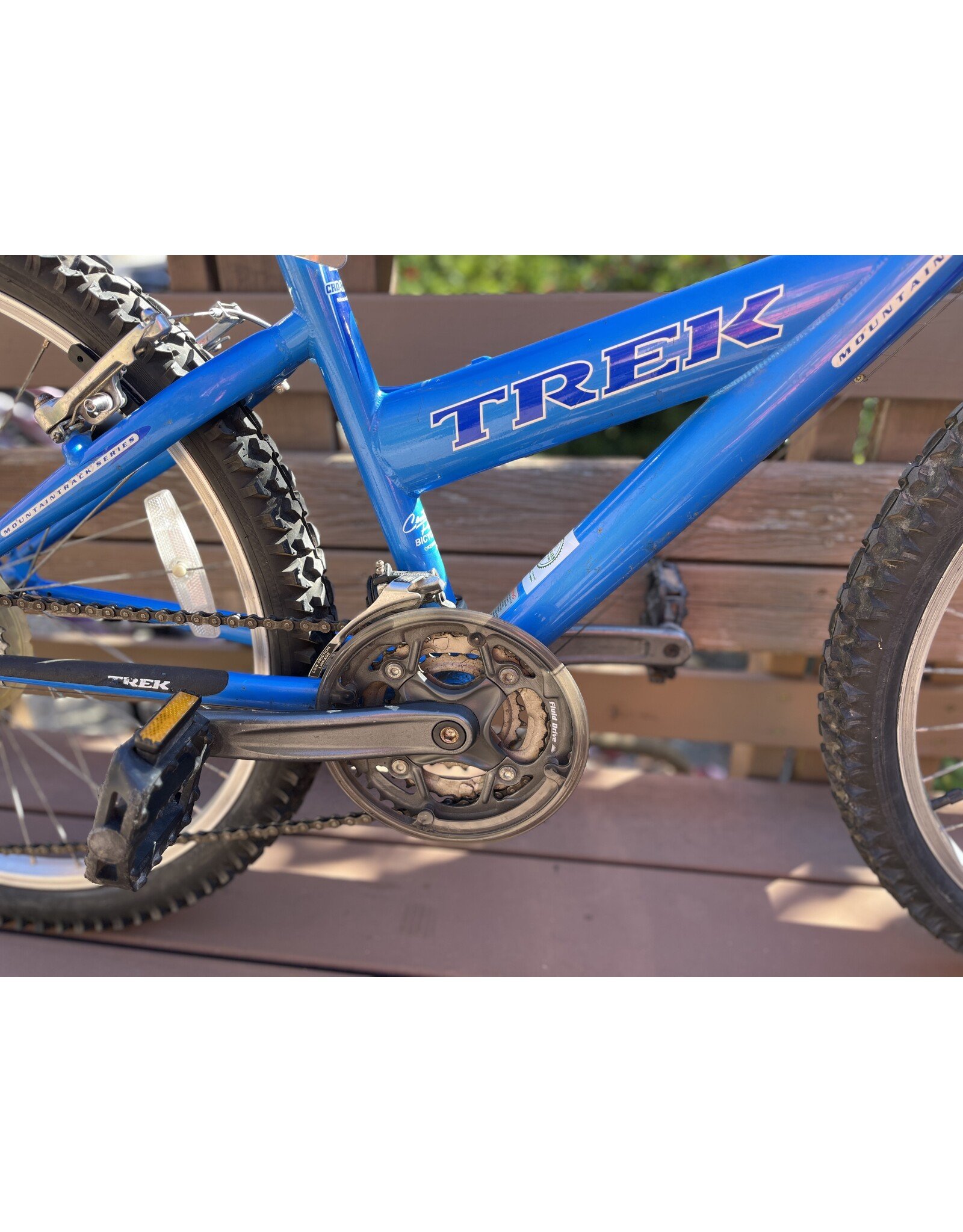 Trek 220, 24 in wheels, blue, Sm