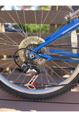 Trek 220, 24 in wheels, blue, Sm