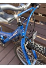 Trek 220, 24 in wheels, blue, Sm