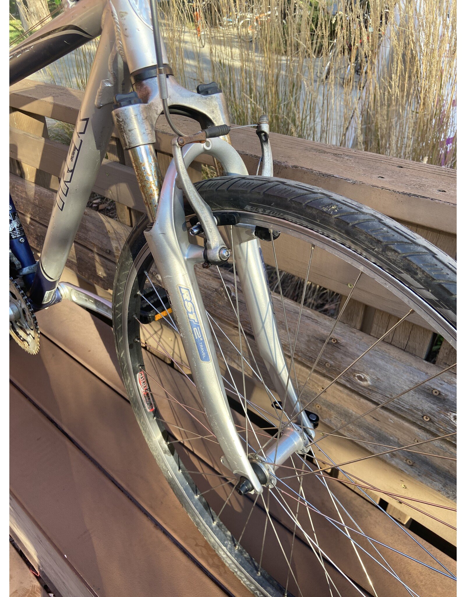 Trek, 7100, 17.5/M, Blue