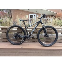 Giant, Talon, Black, 15in/S