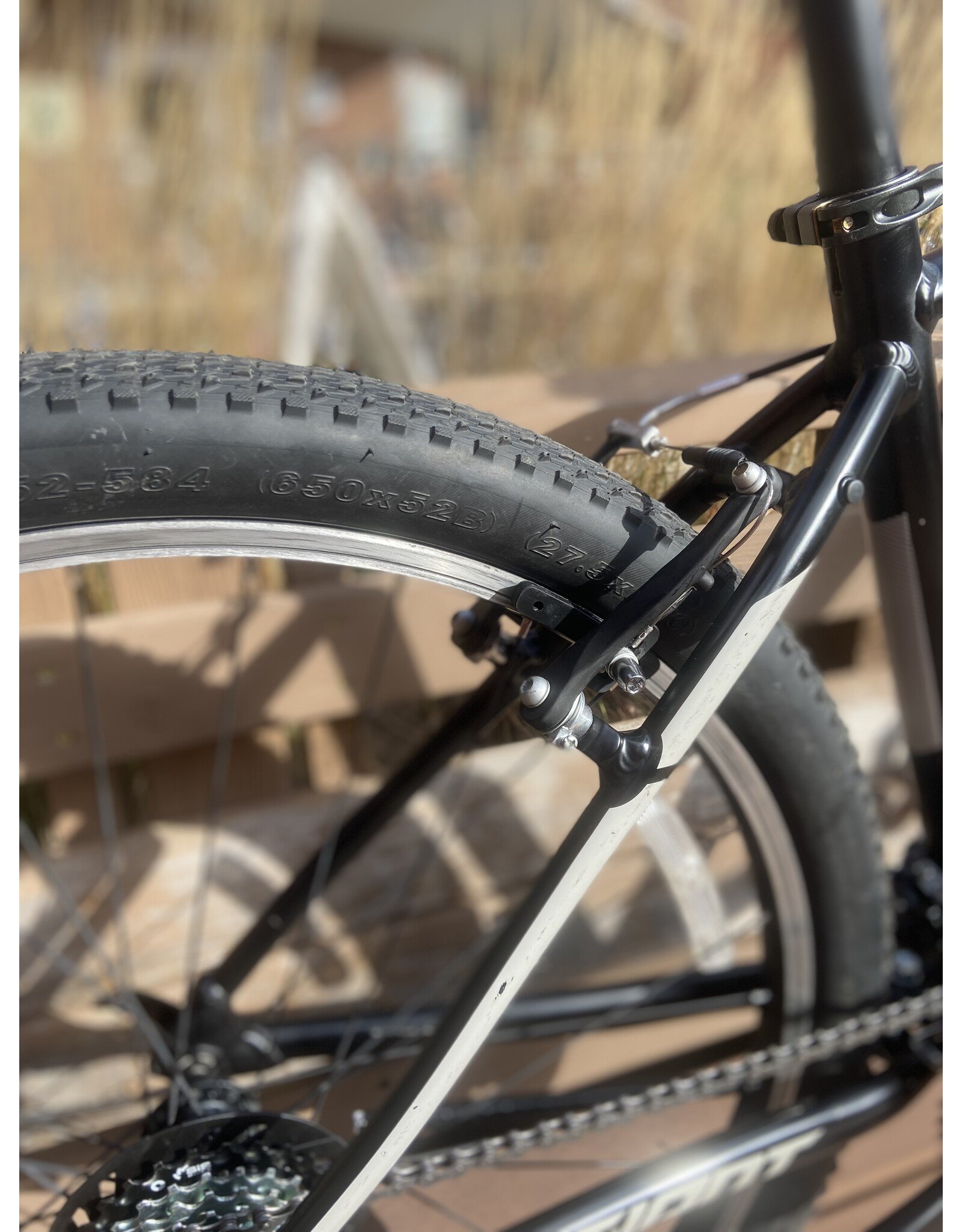 Giant, ATX, Black, 18in/M