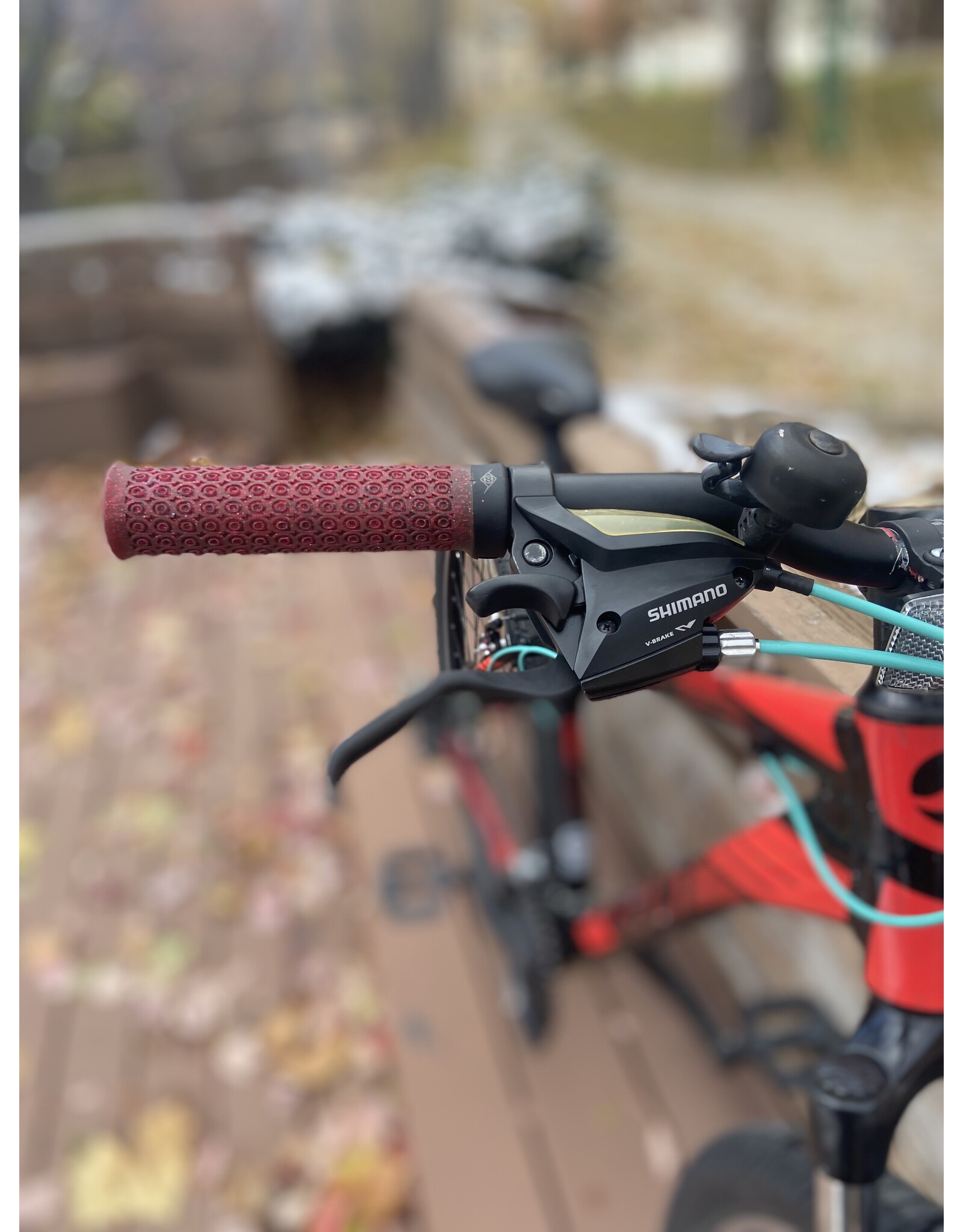 Giant, Revel, Black/Red, 16/S