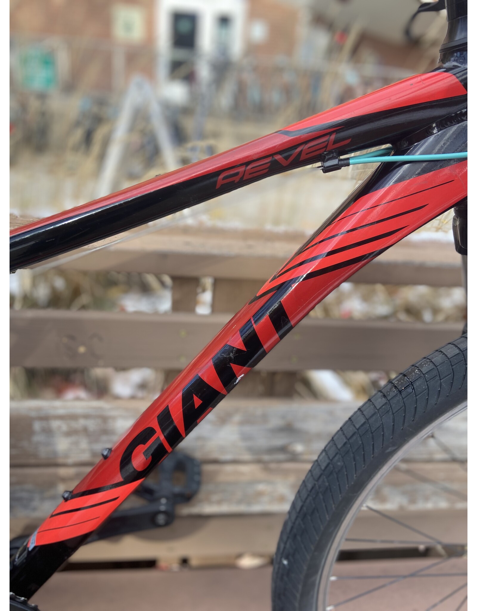 Giant, Revel, Black/Red, 16/S