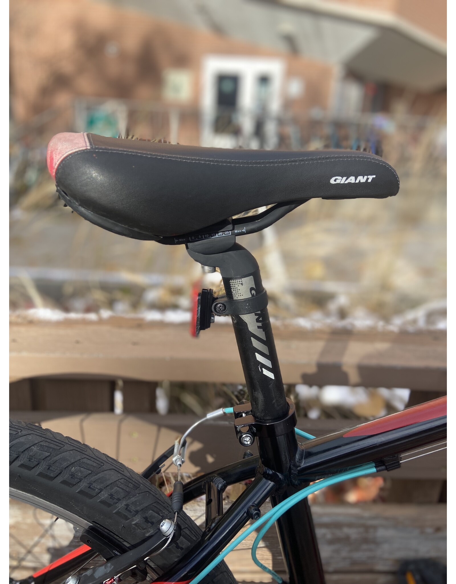 Giant, Revel, Black/Red, 16/S