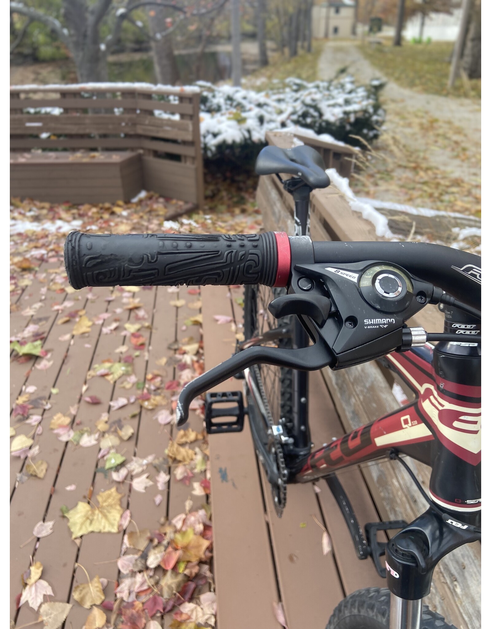 Felt, 520 (2011), 15.5/M