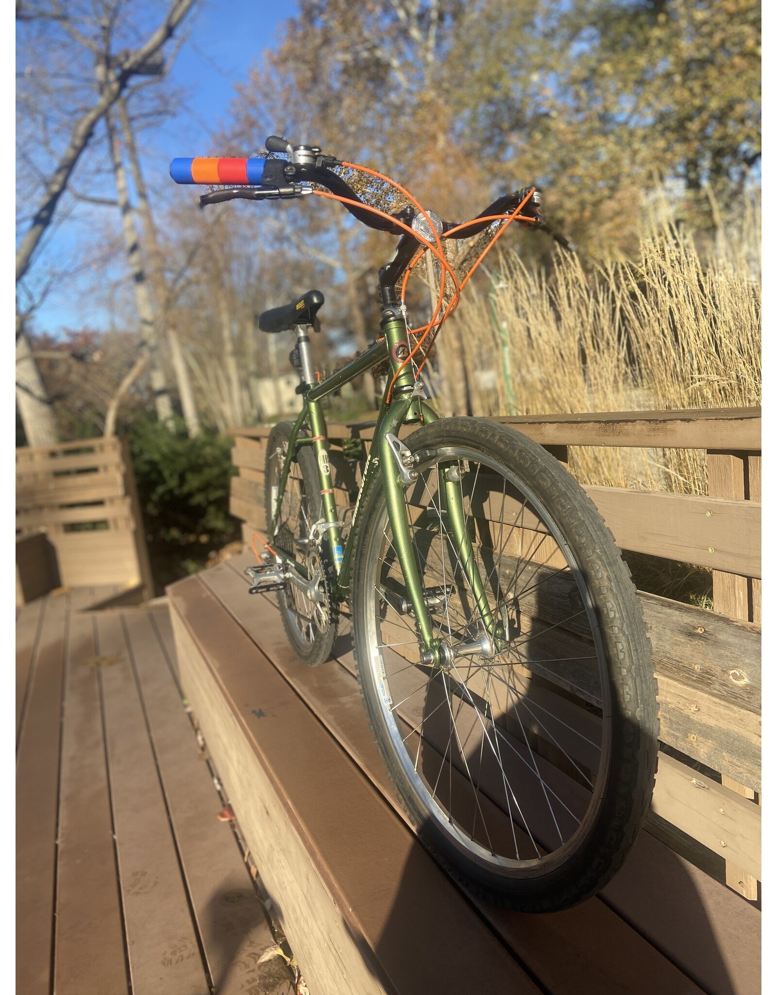 Bridgestone, MB02, 18/M, Green