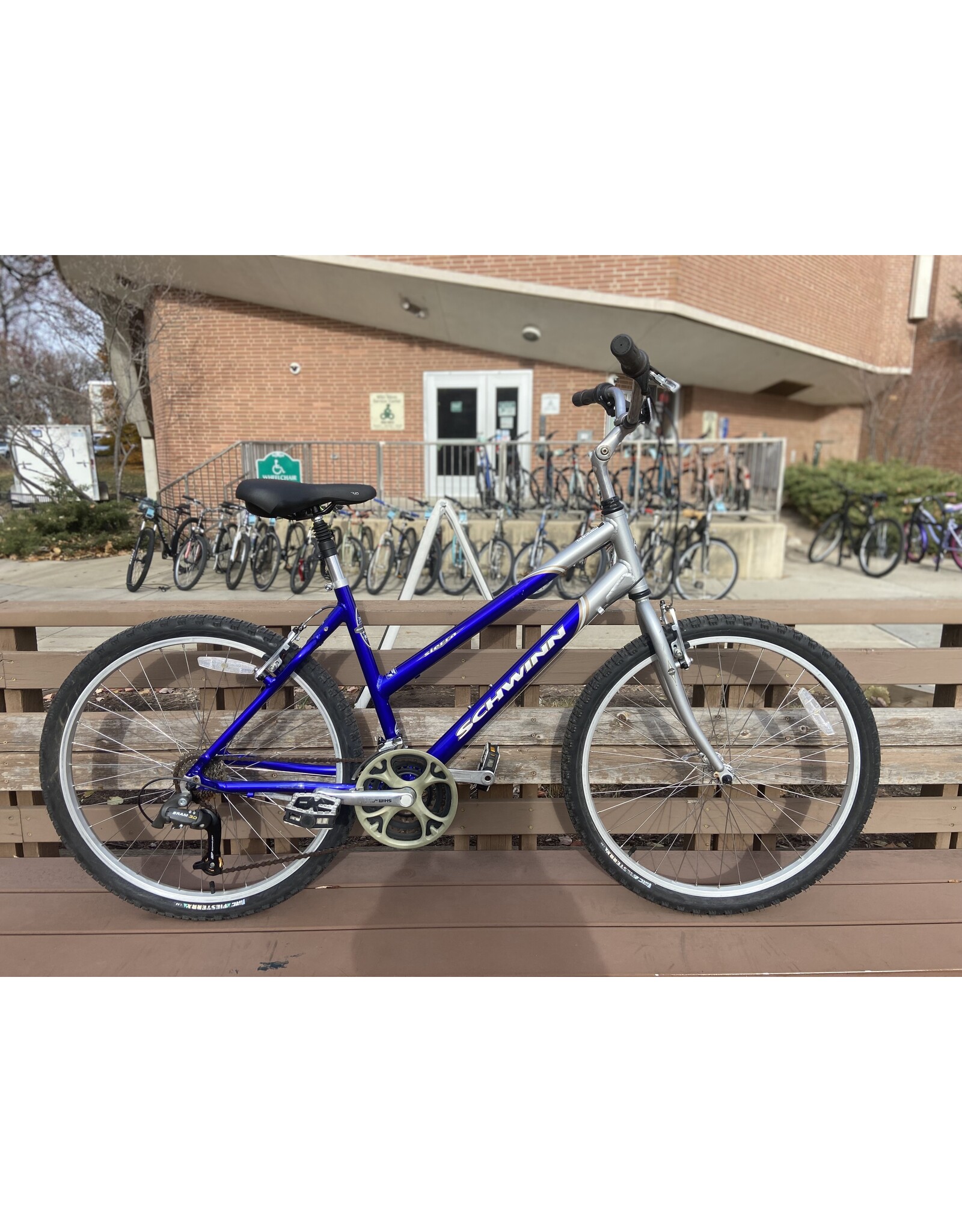 Schwinn, Sierra, Blue, 18/M