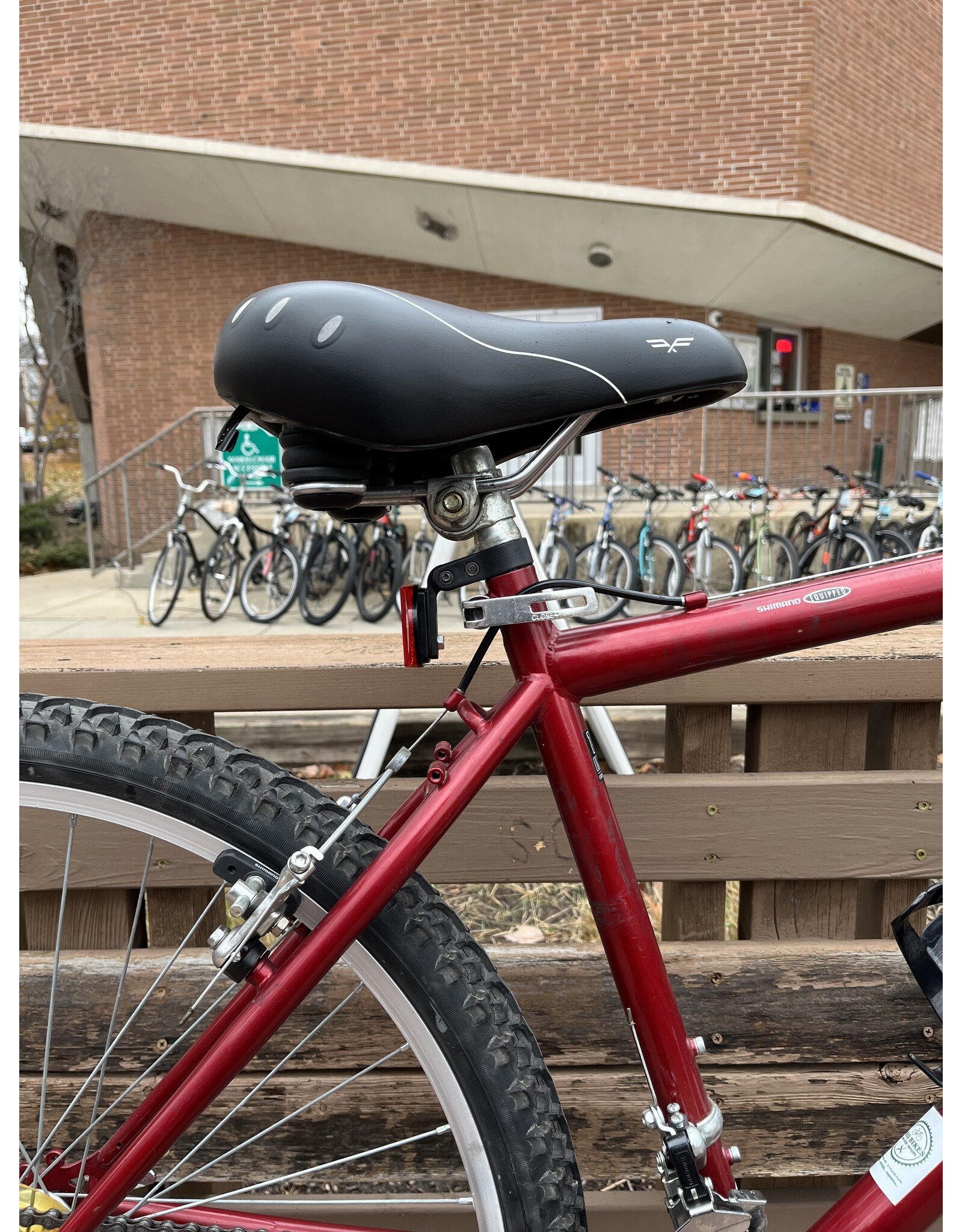 Outfitters Backcountry, Red, 17in/M