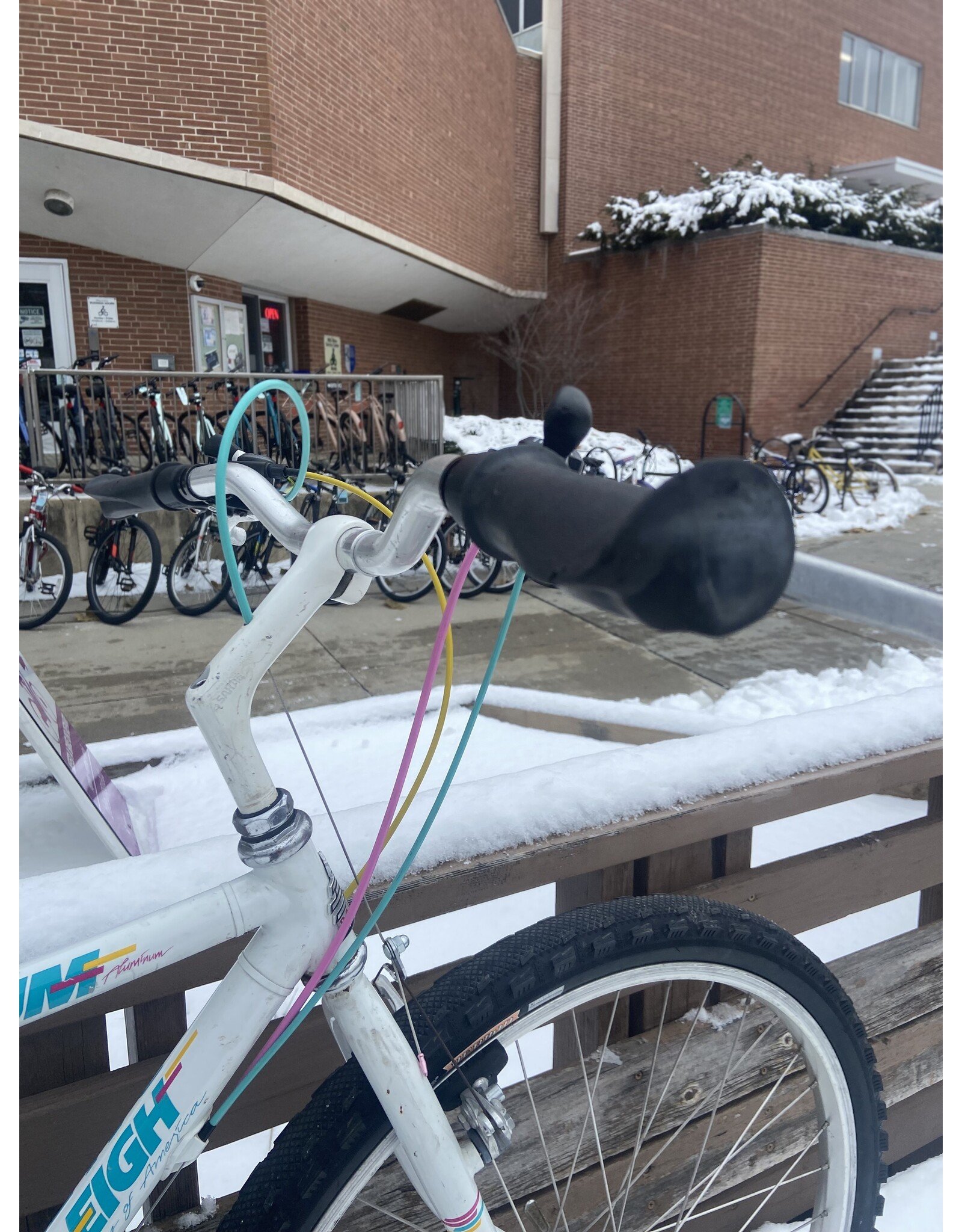 Raleigh Technium, White, 17in/M