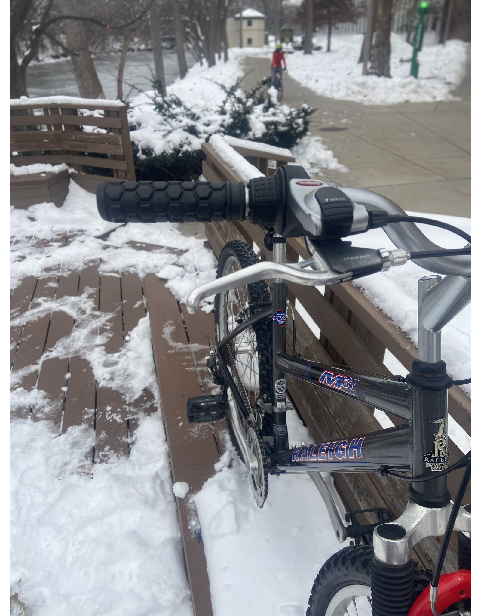 Raleigh, M30, 16/S, Grey