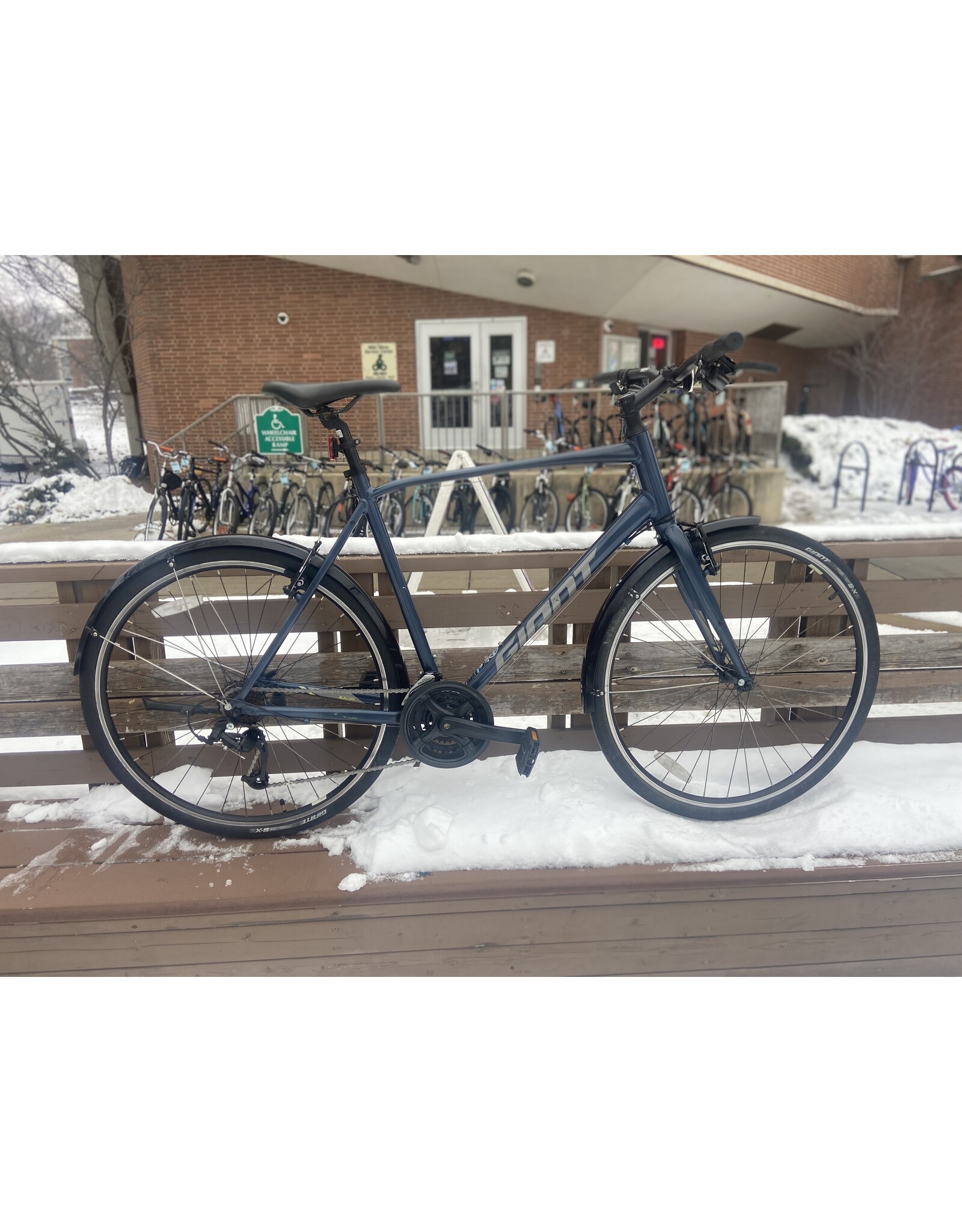 Giant, Escape 3,  23/XL, Blue