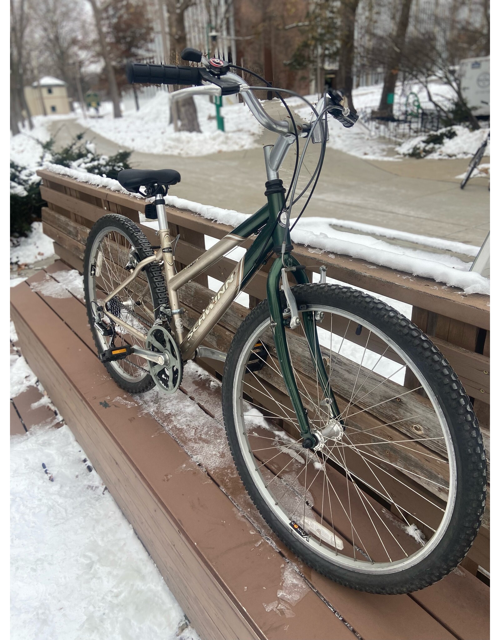 Schwinn, Sierra, Sil/Grn, 15 in/S