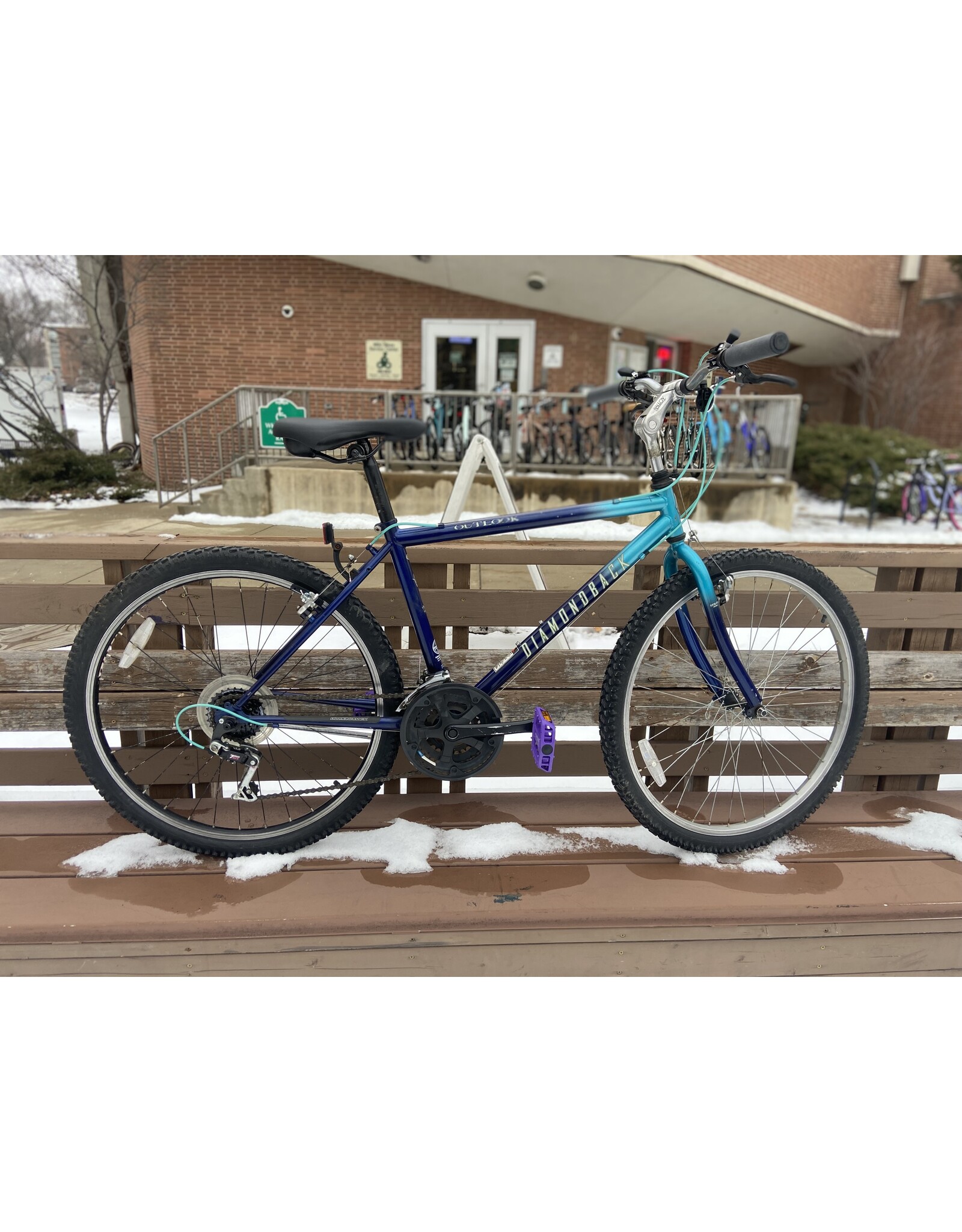 Diamondback, Outlook, Blue, 17/M