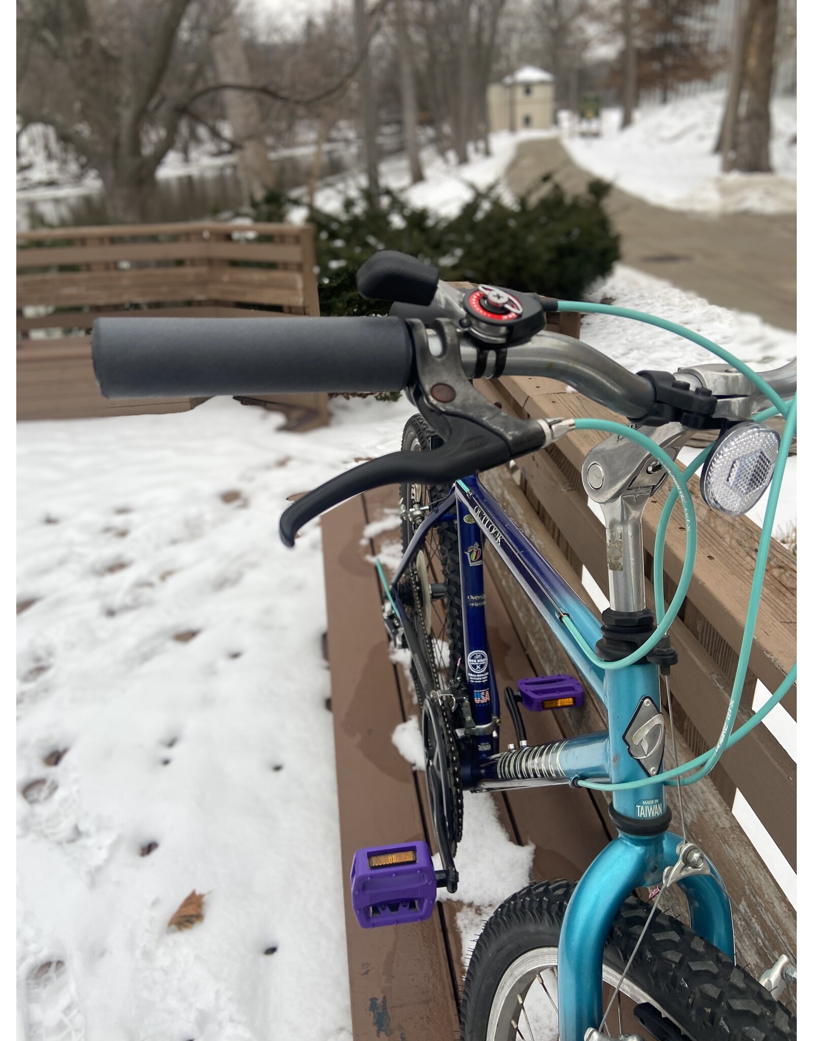 Diamondback, Outlook, Blue, 17/M