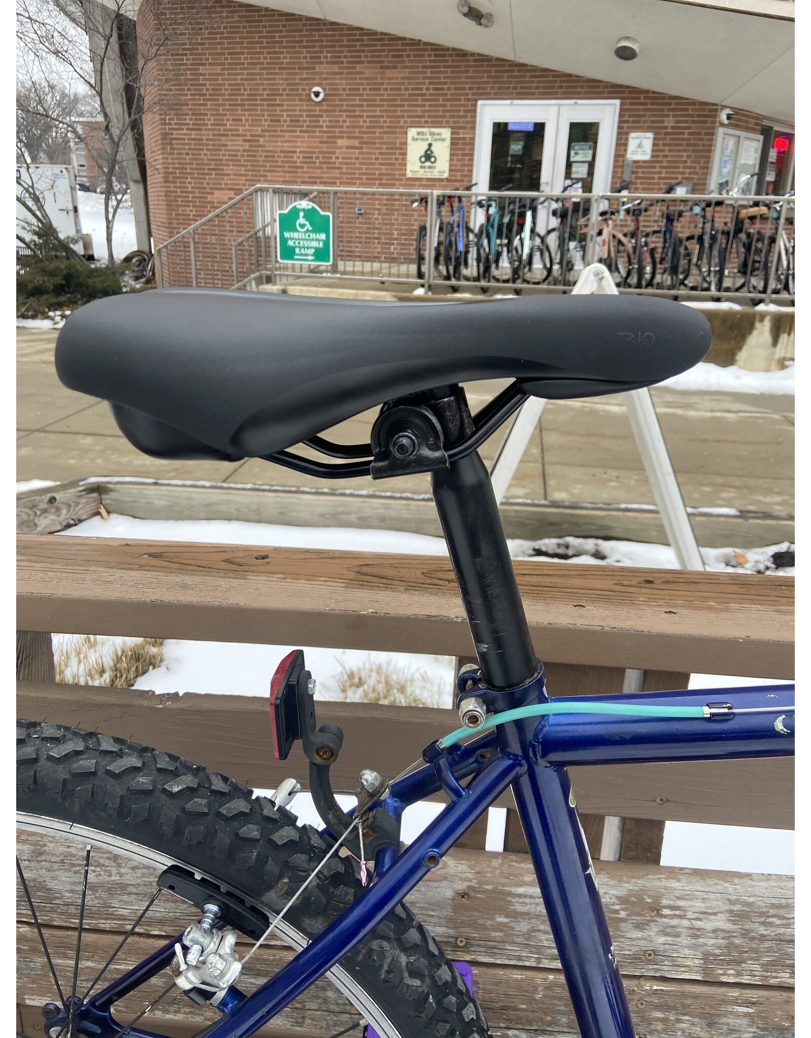 Diamondback, Outlook, Blue, 17/M