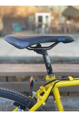 Giant, Iguana, 17.5/M, Yellow