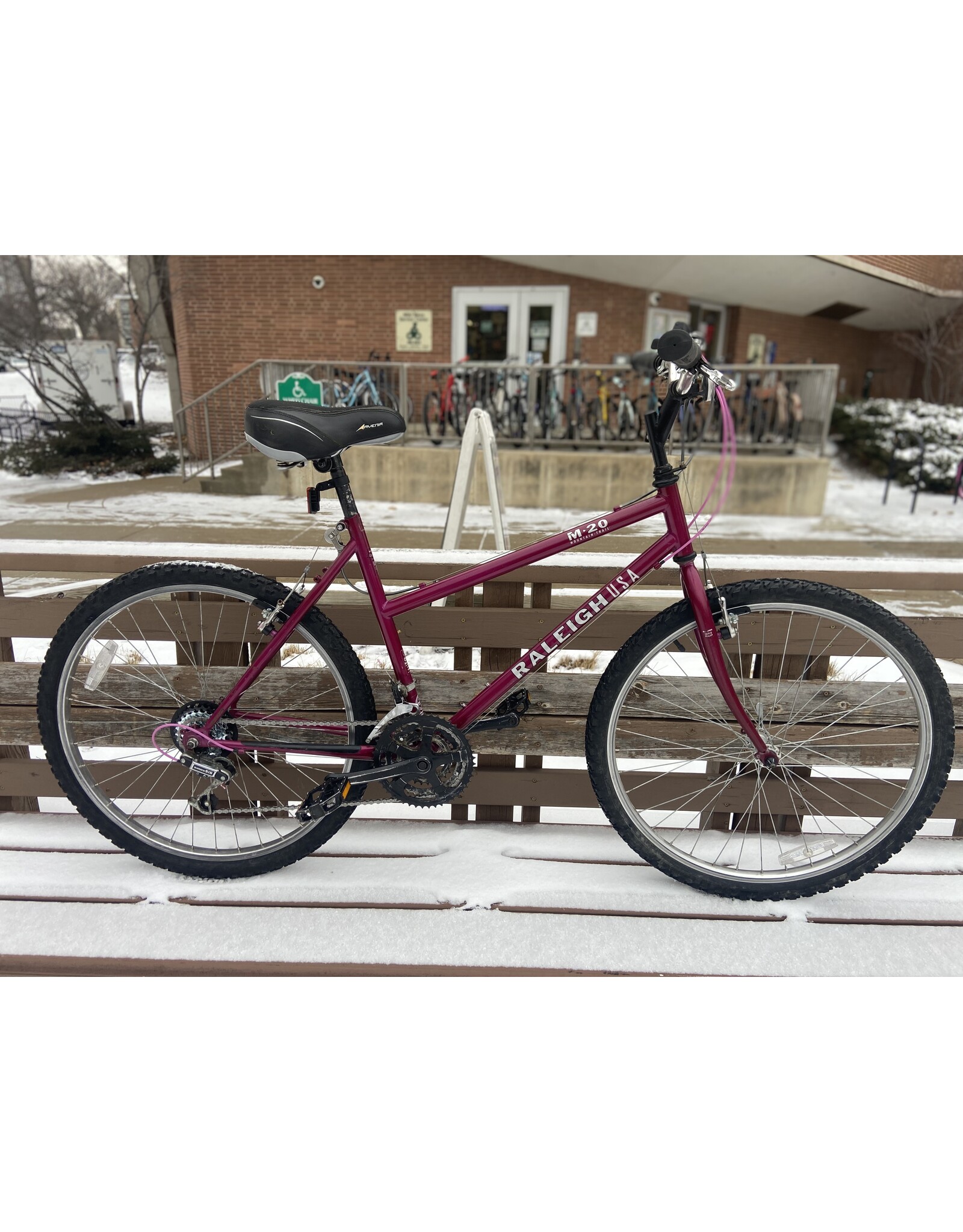 Raleigh, M-20, 18.5/M, Maroon