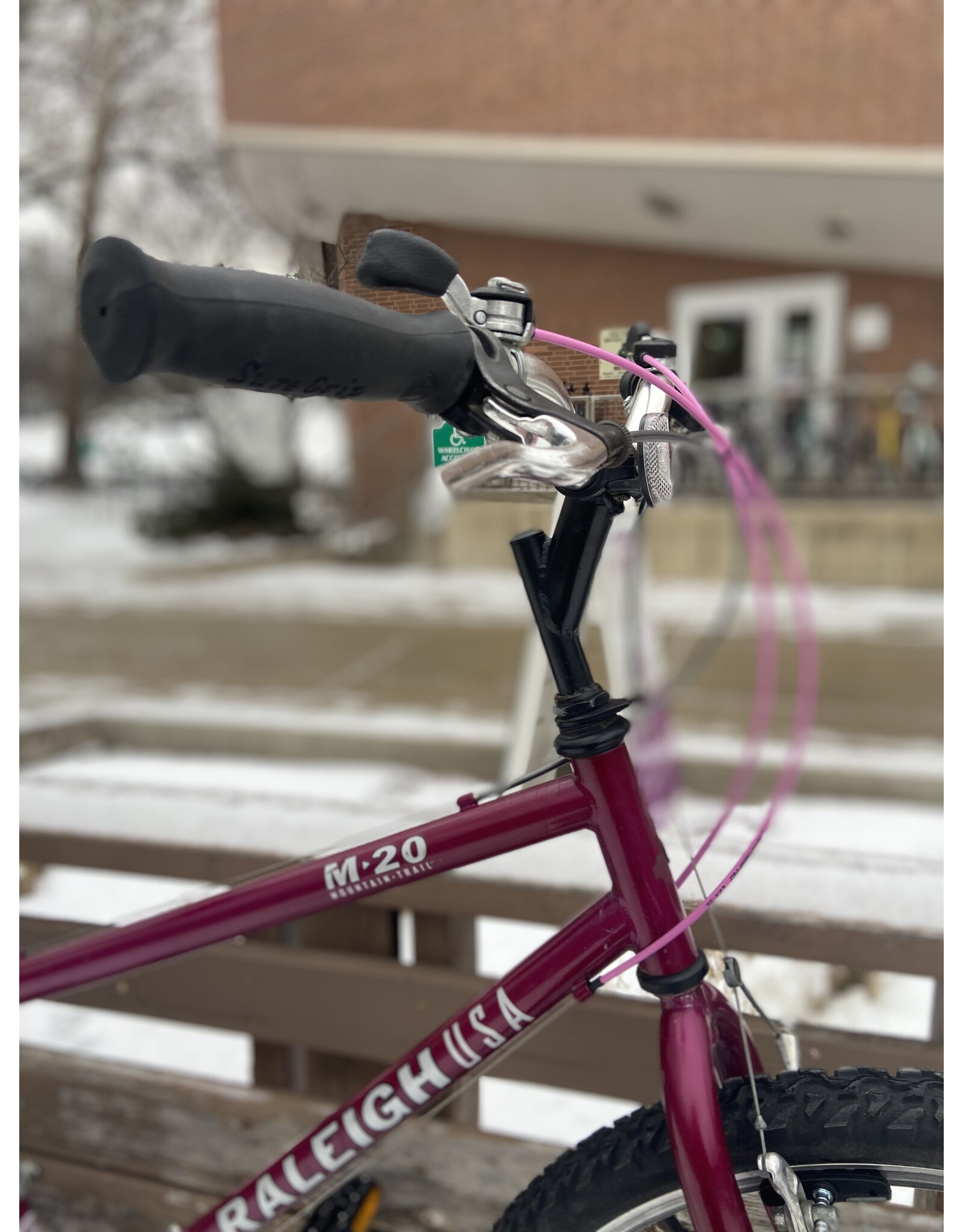 Raleigh, M-20, 18.5/M, Maroon