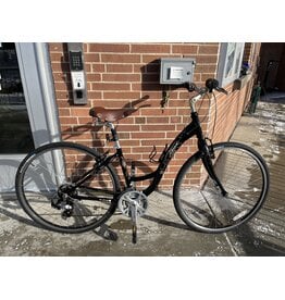 Trek 7000 ST, Black, 16in/M