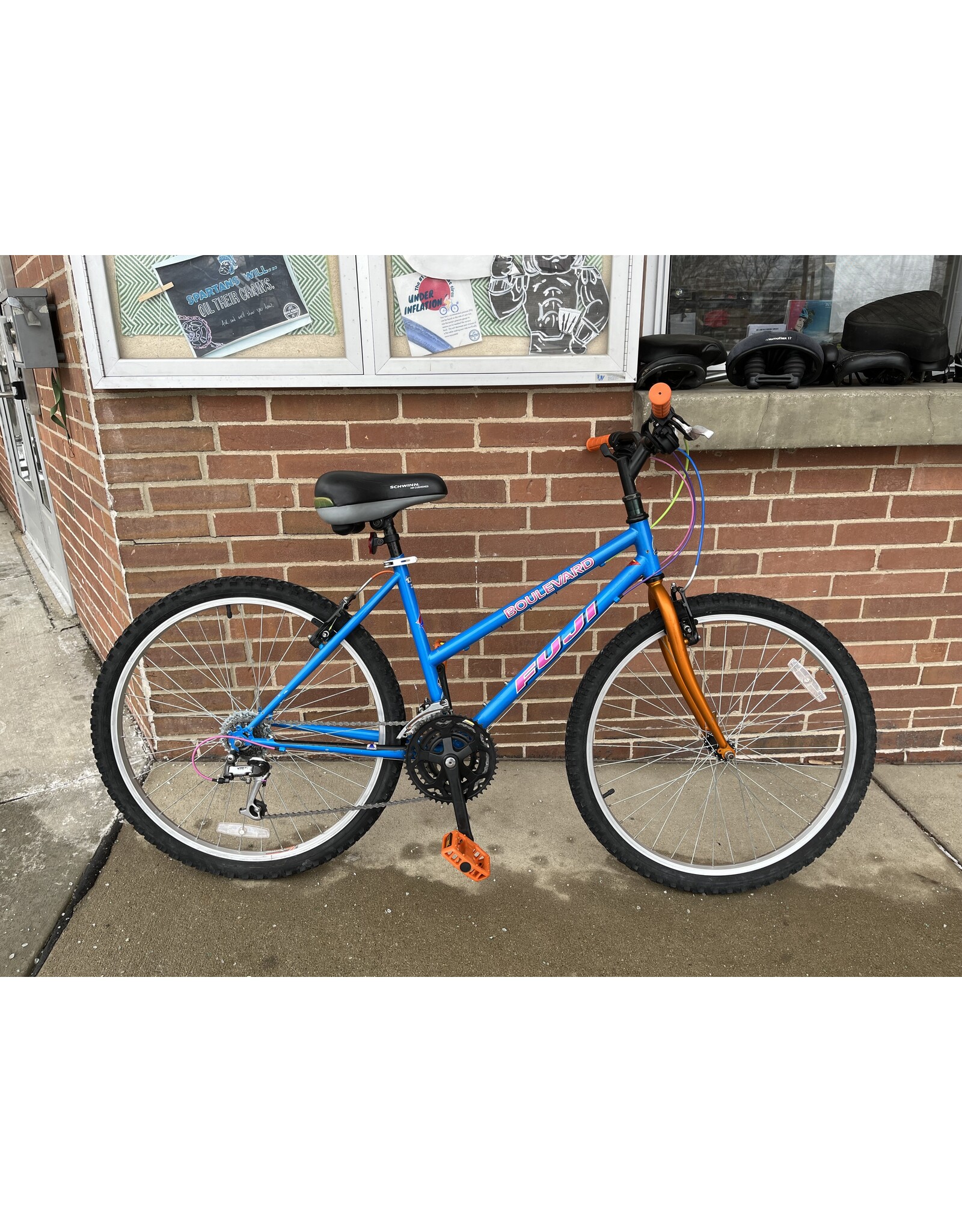 Fuji Boulevard, Blue, 17in/M