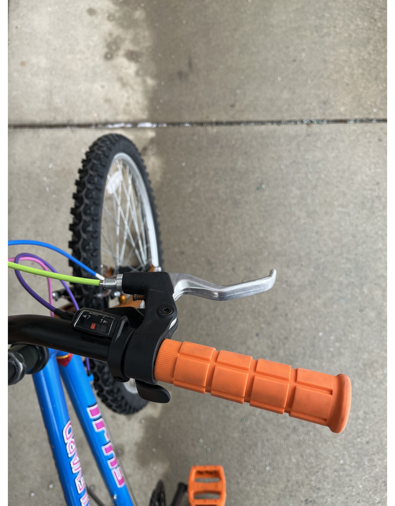 Fuji Boulevard, Blue, 17in/M