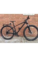 Specialized, Pitch, 17in/Medium, Black