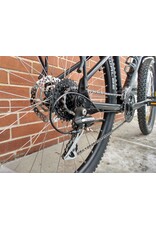 Specialized, Pitch, 17in/Medium, Black