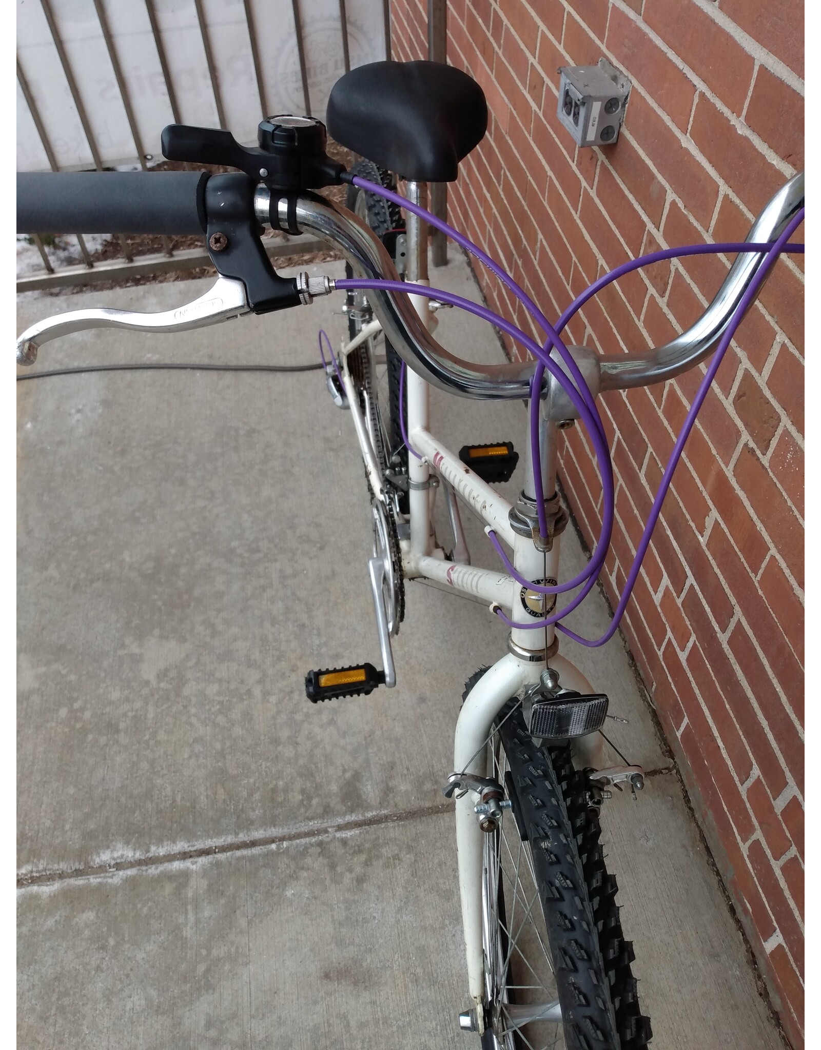 Schwinn, Mesarunner, White, 17in/M