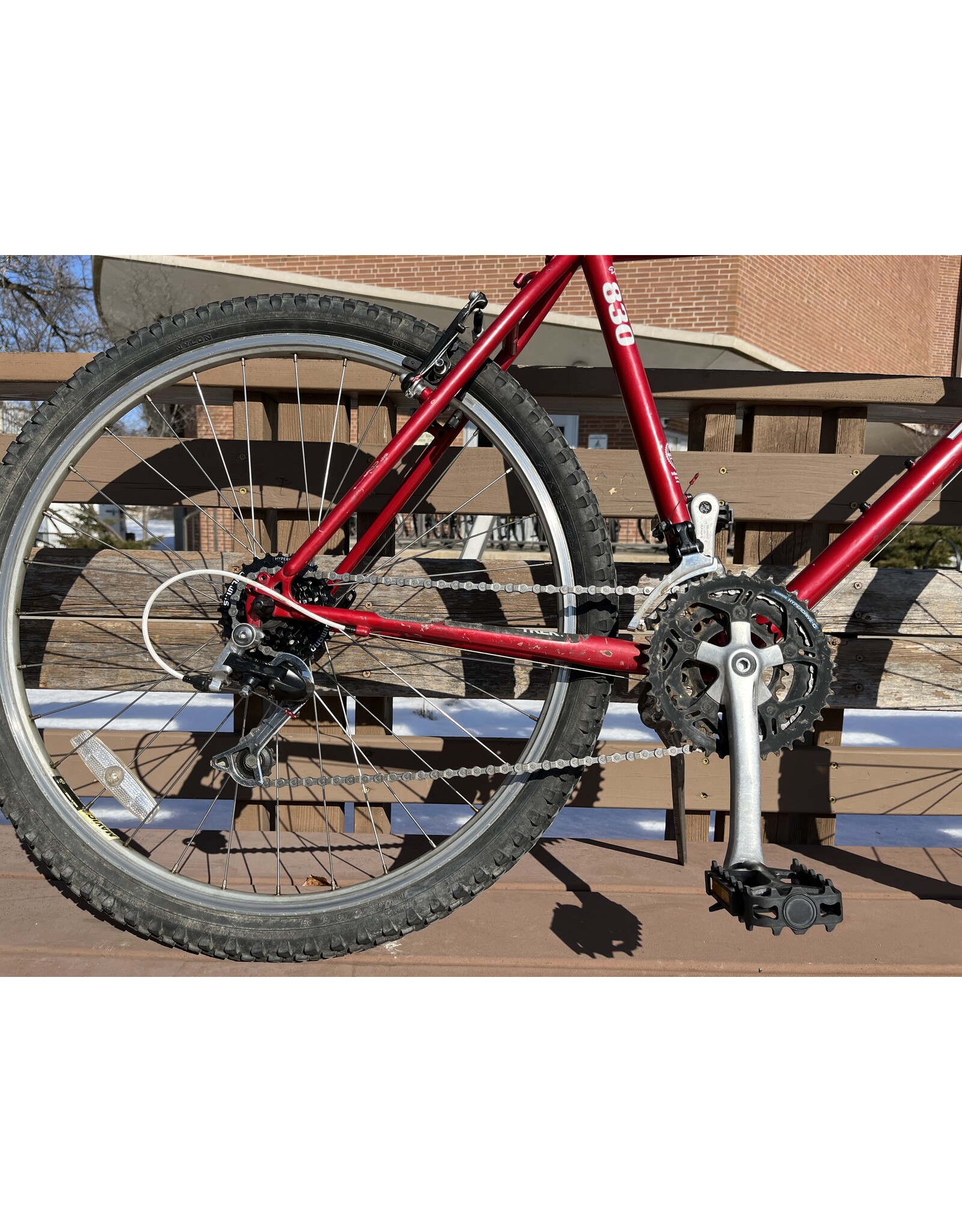 Trek Mountain Track 830, Red, 20in/L