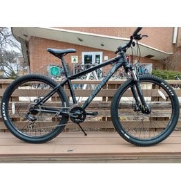 Northrock, XC27, 17in/S, Black