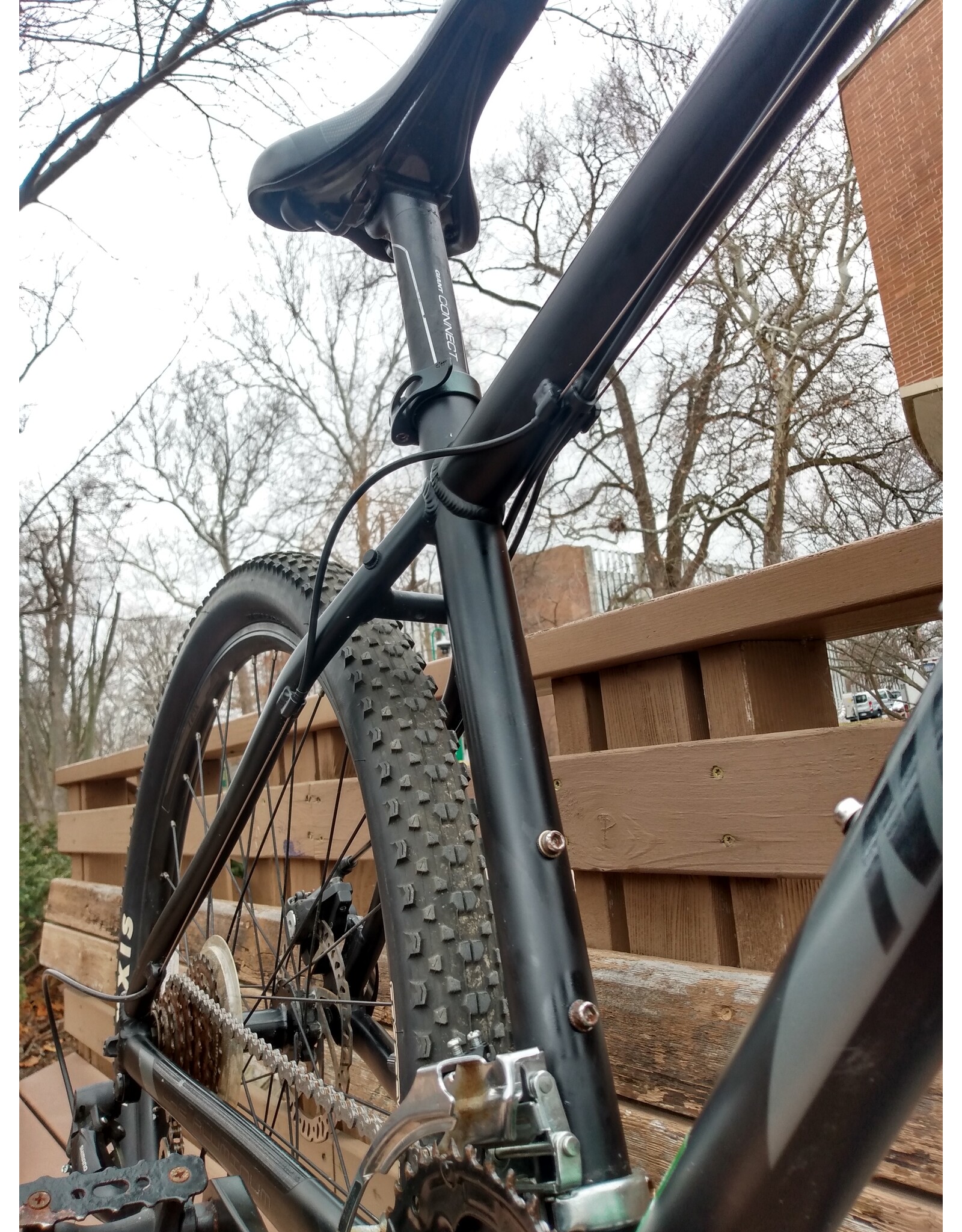 Northrock, XC27, 17in/S, Black