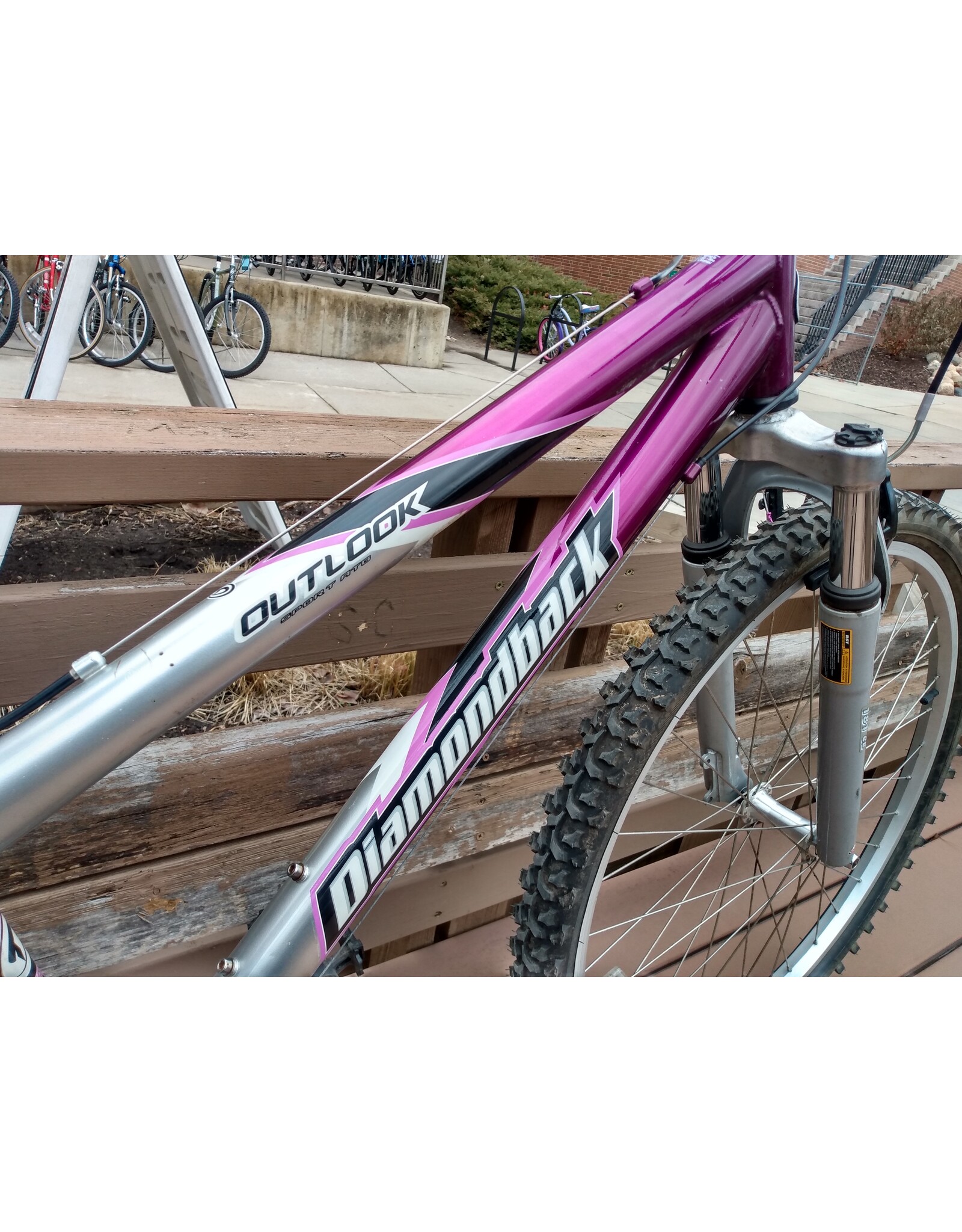 Diamondback, Outlook, 16.5in/S, Purple/Silver