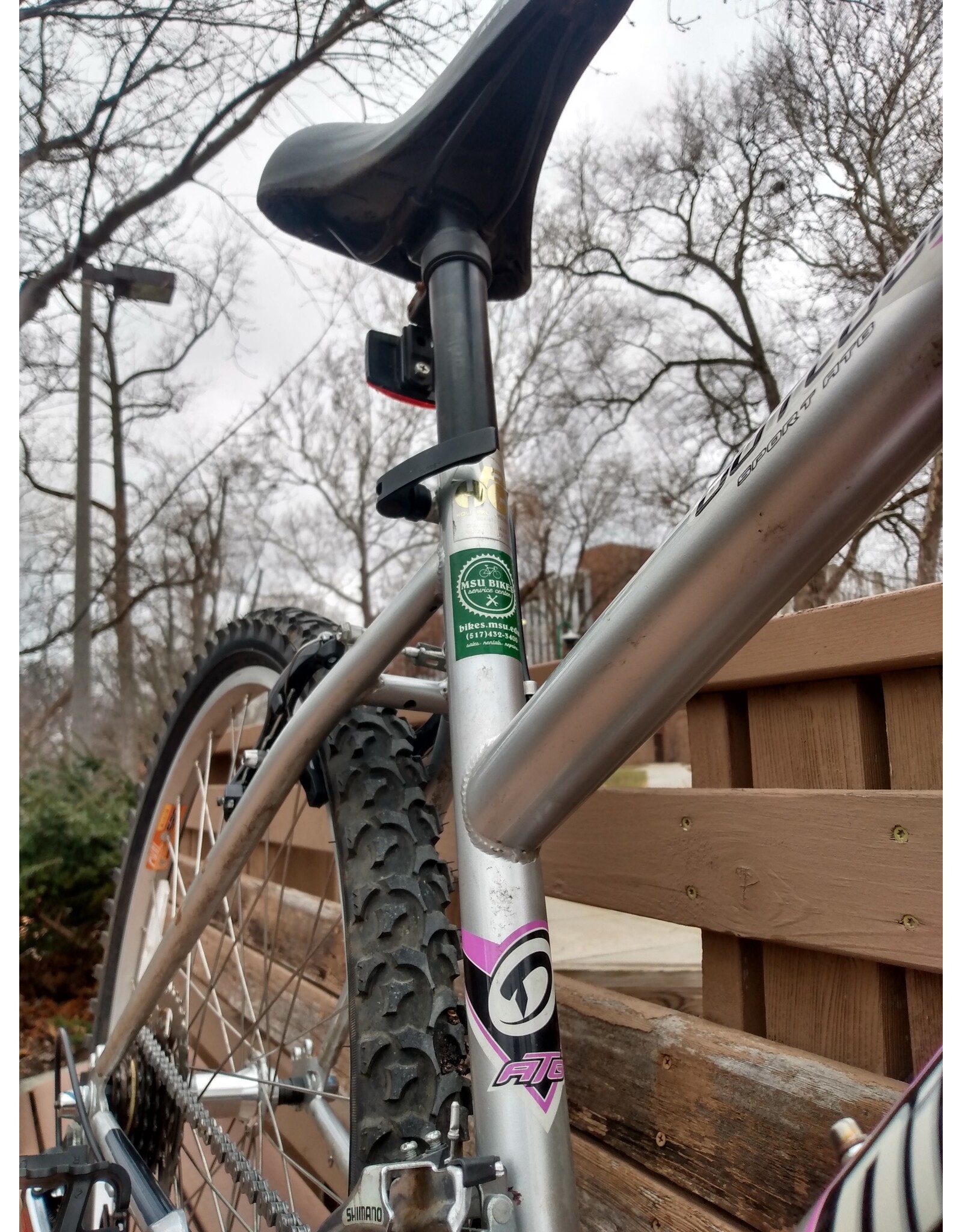 Diamondback, Outlook, 16.5in/S, Purple/Silver