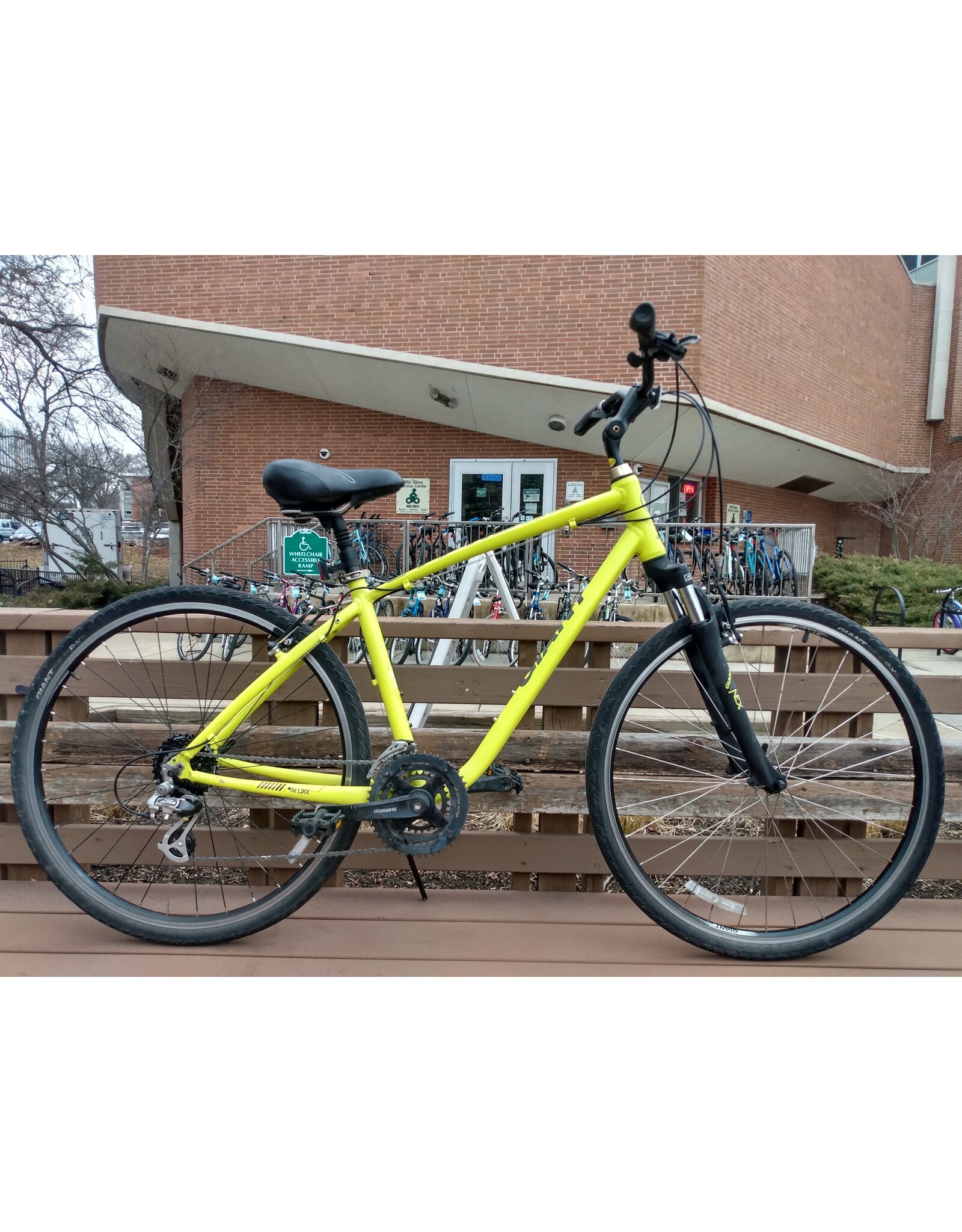 Giant, Cypress, 18in/M, Yellow