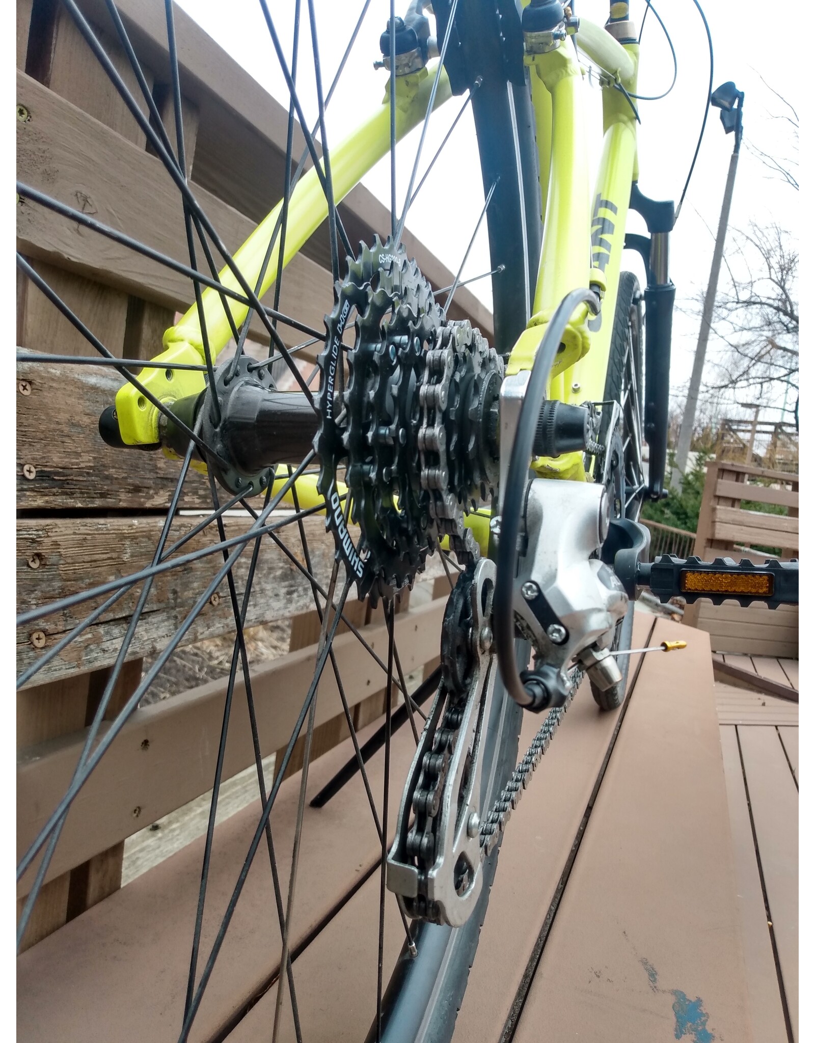 Giant, Cypress, 18in/M, Yellow