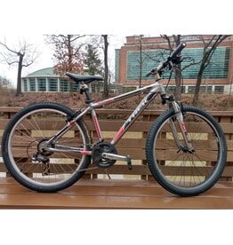 Trek, 3500, 16in-S, Silver