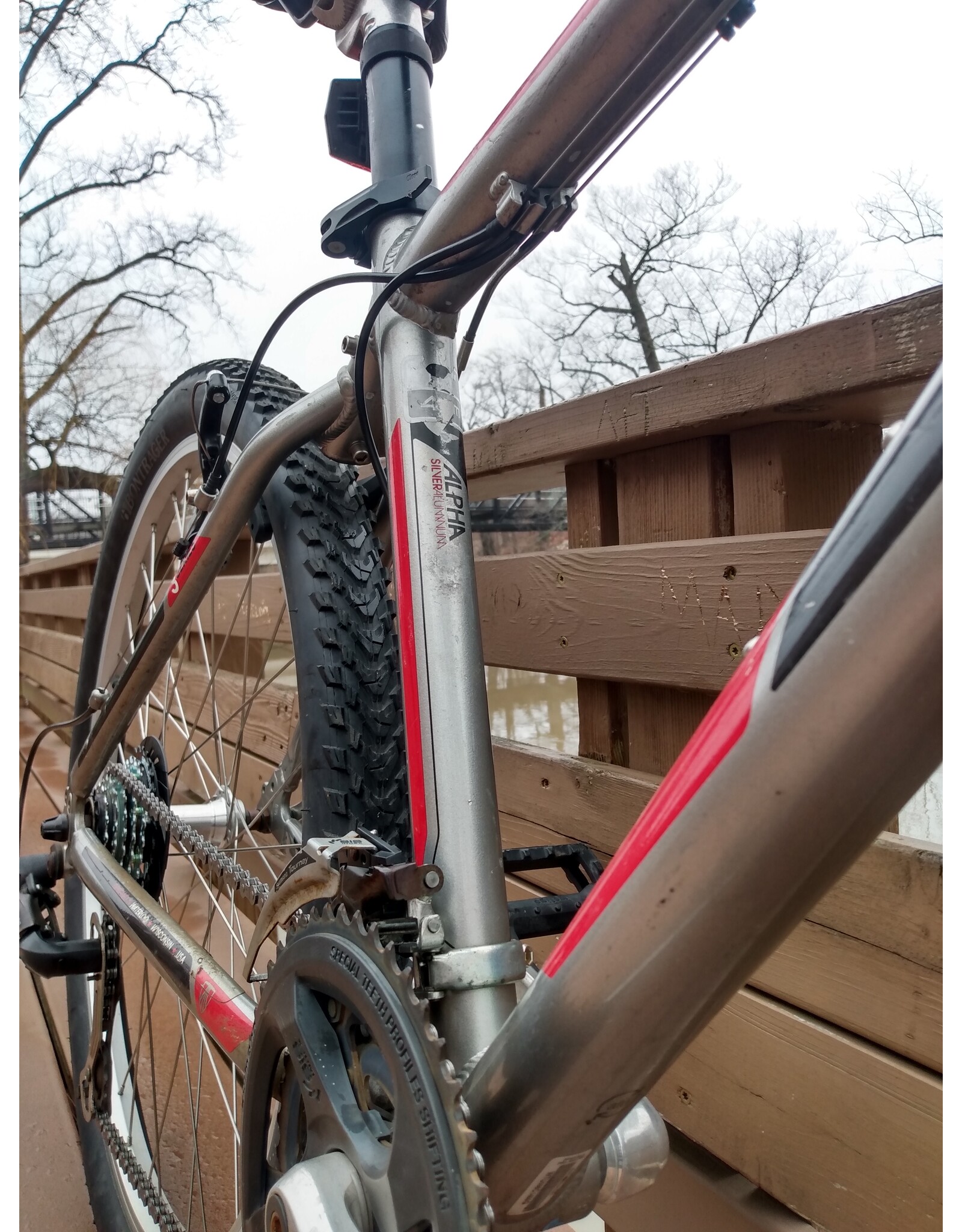 Trek, 3500, 16in-S, Silver