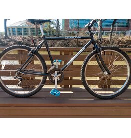 Mongoose, Maneuver, 19in/M, Black