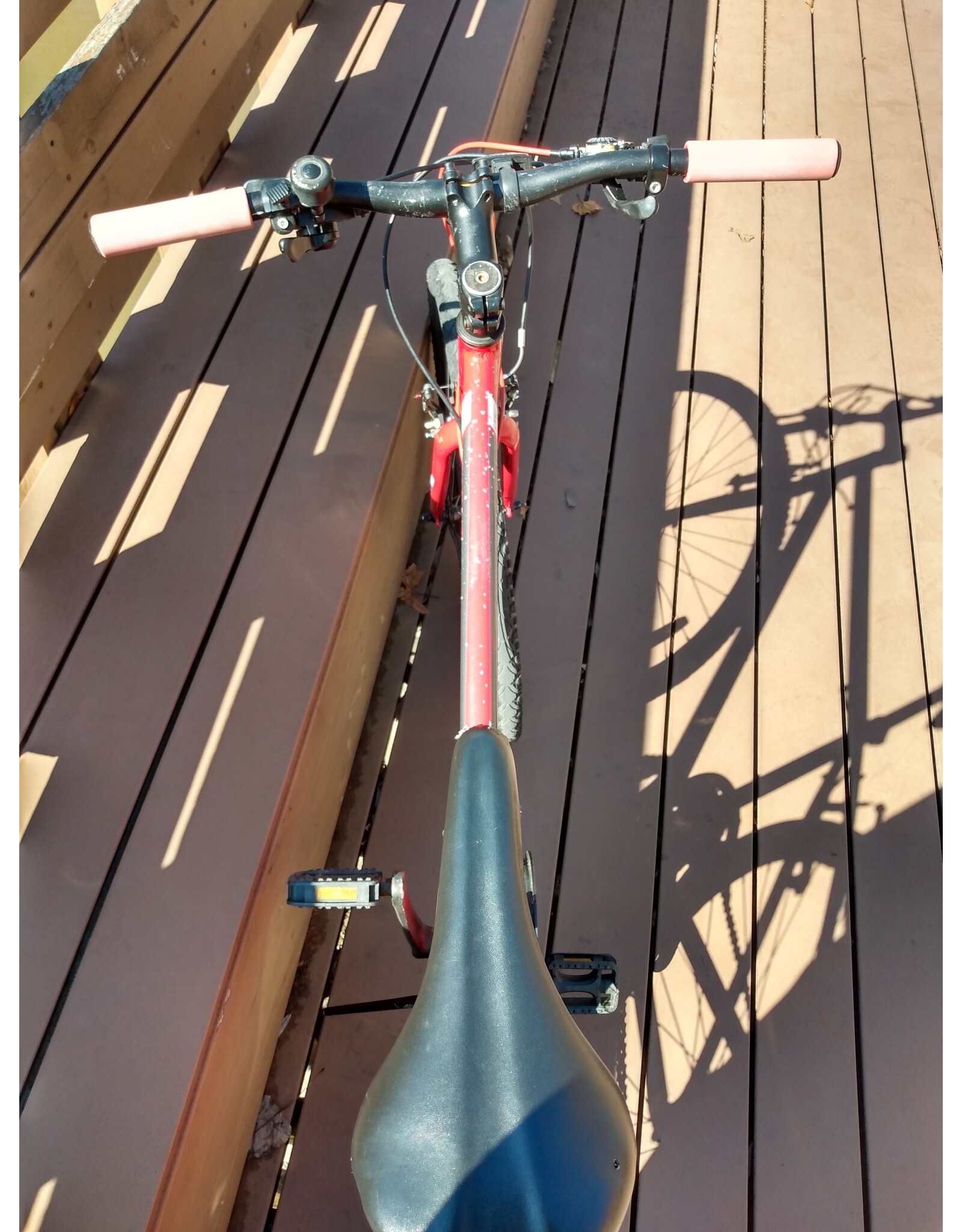 Reid, Transit, 18in/M, Red