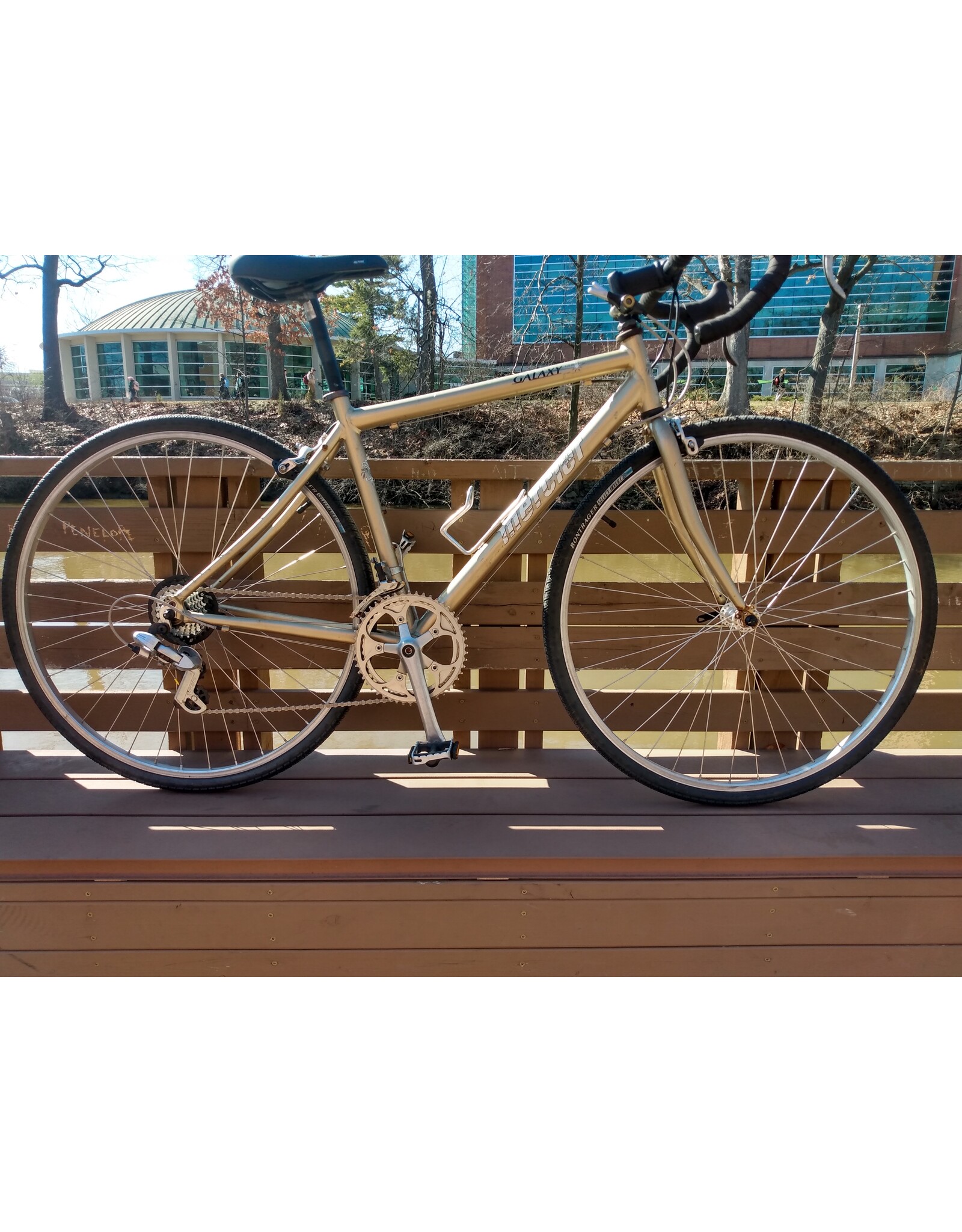 Mercier, Galaxy, 17in/S, Gold